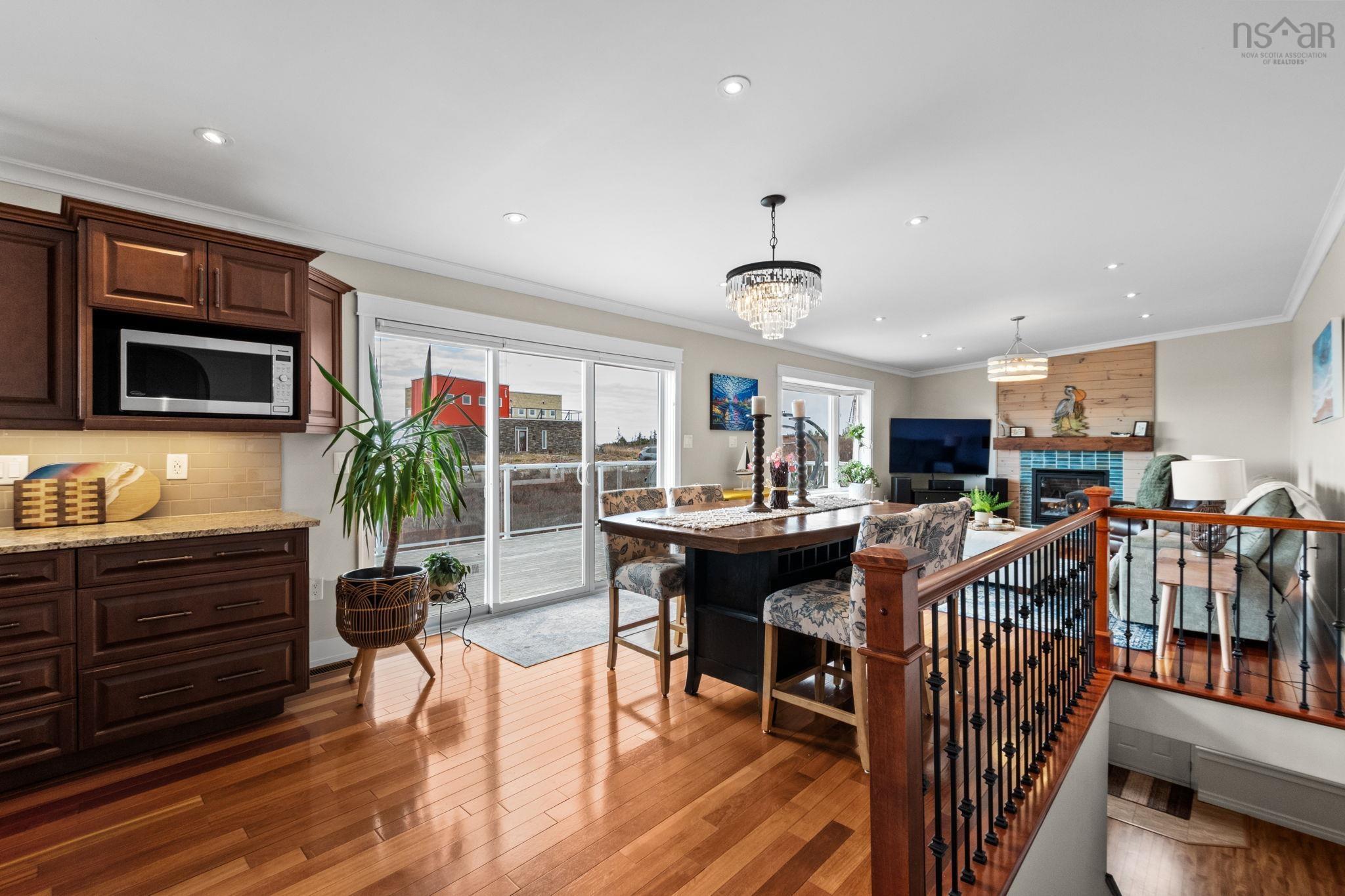 View image 11