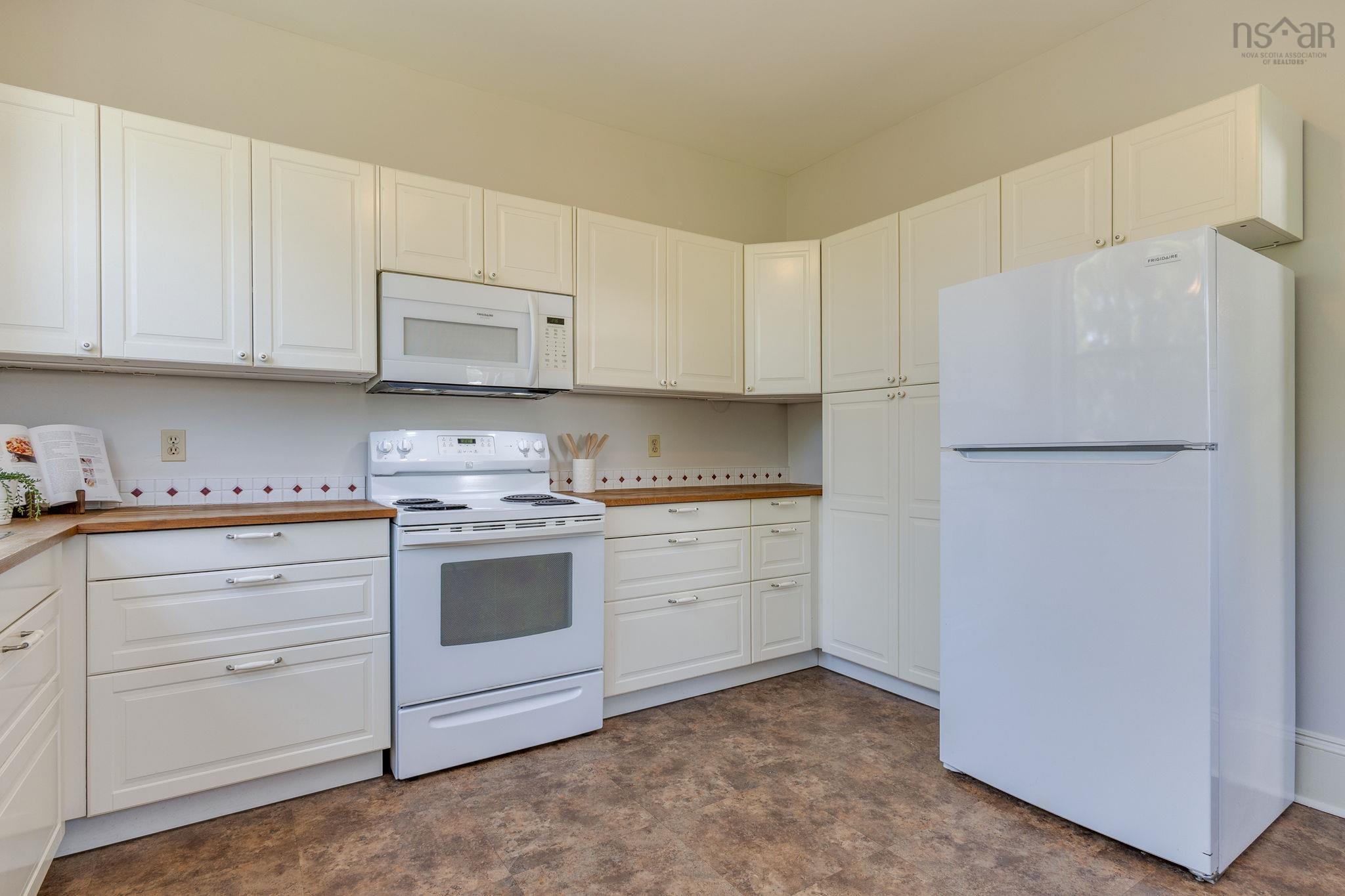 View image 18