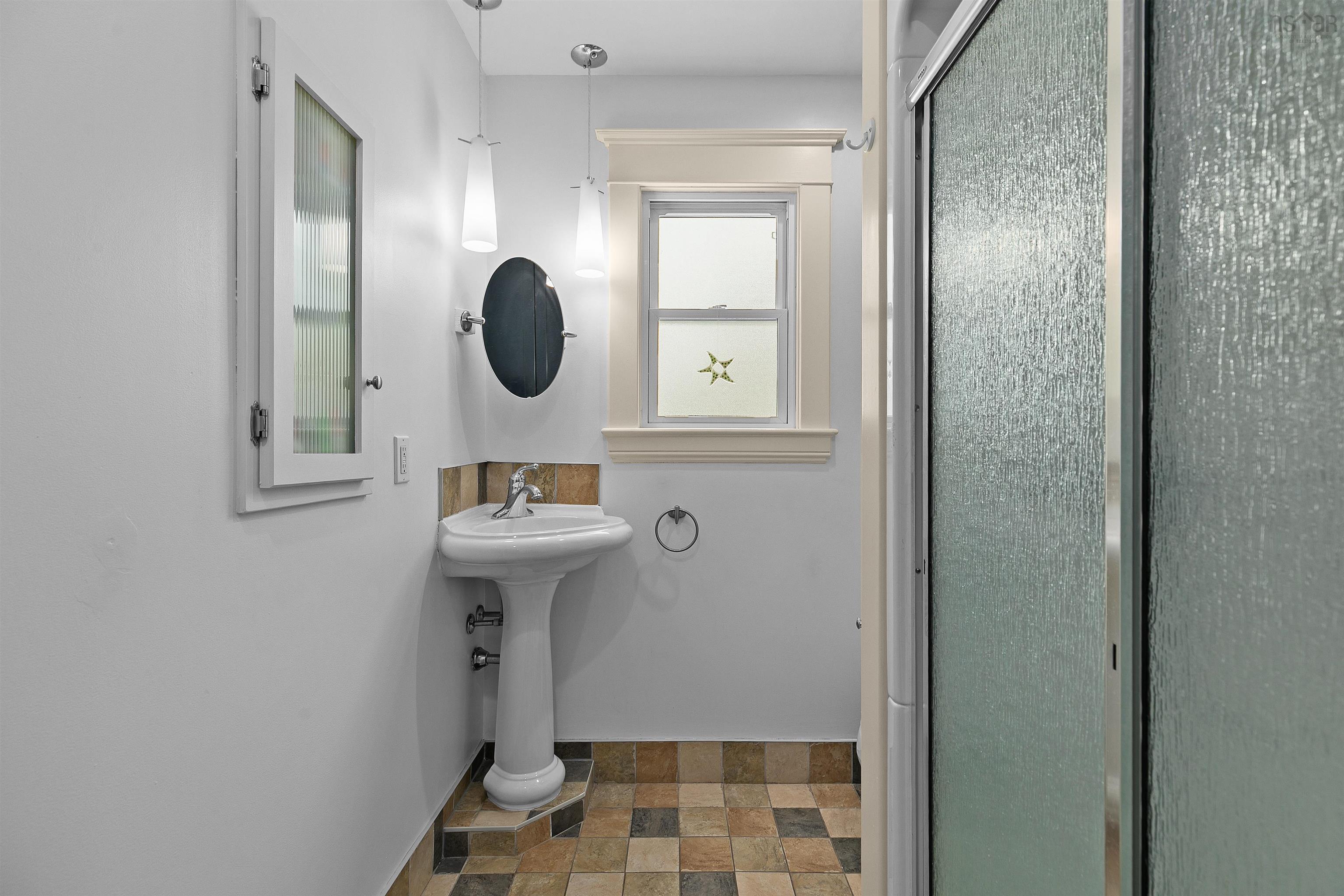 View image 19