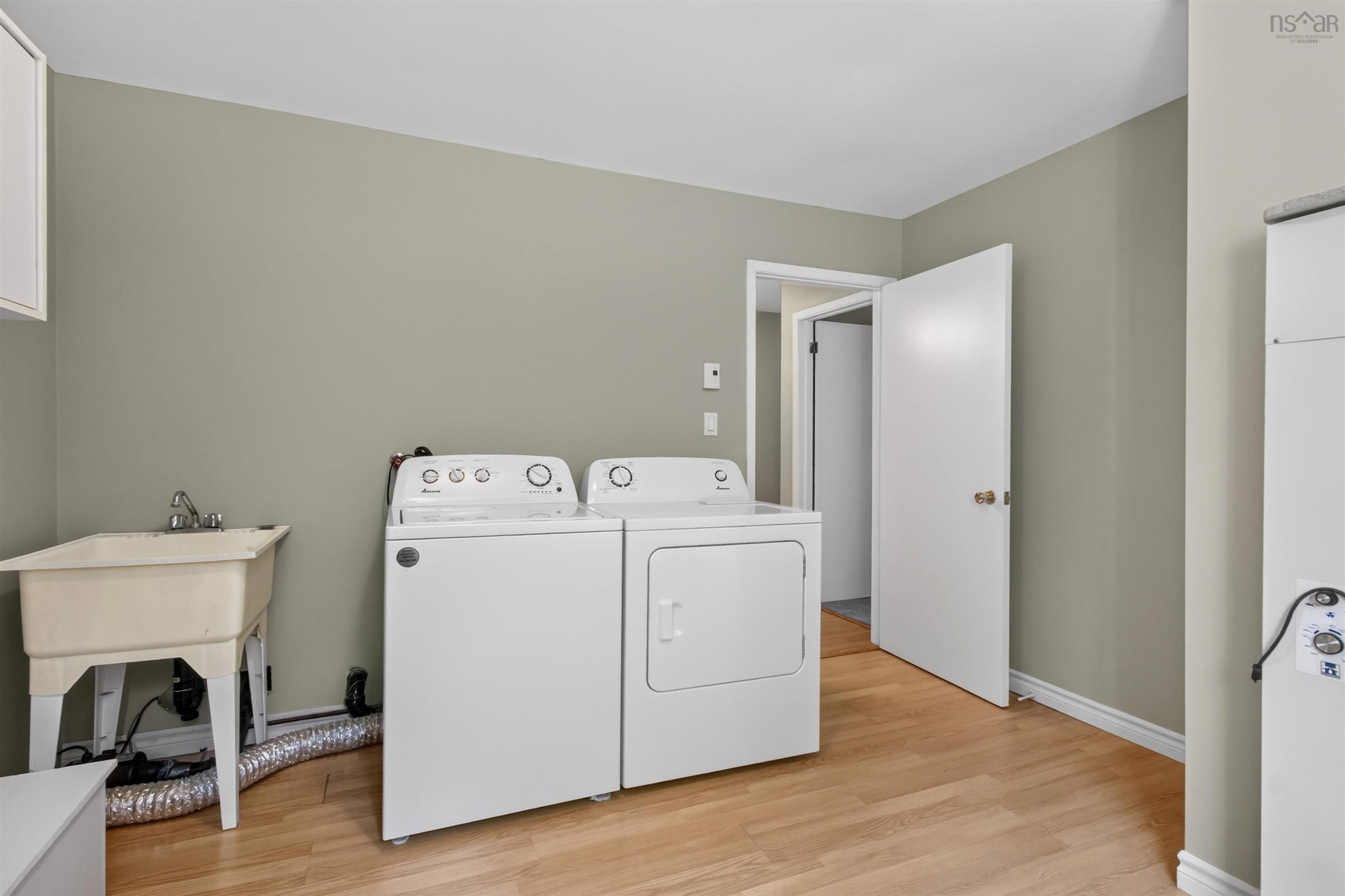 View image 11
