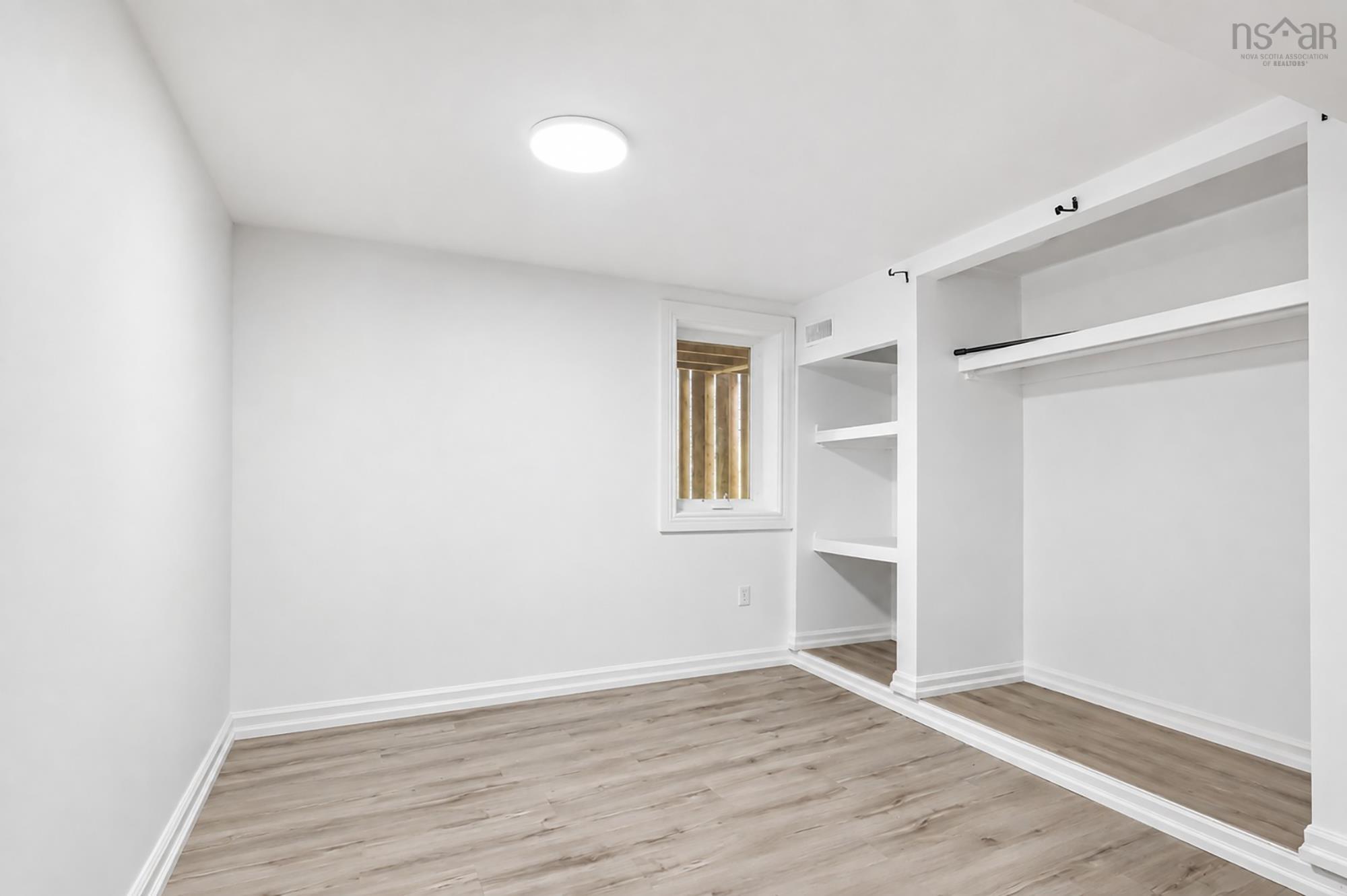 View image 12