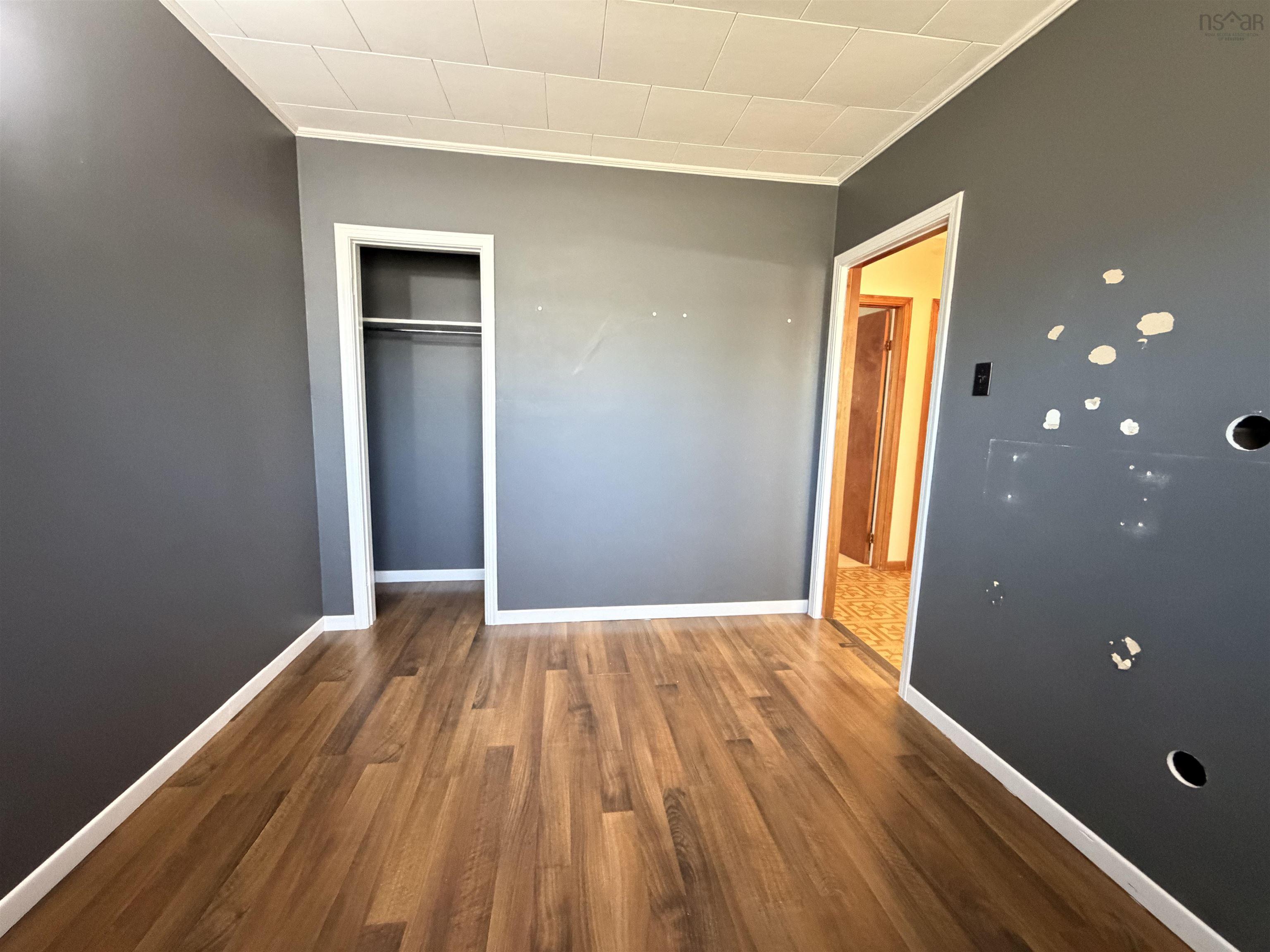 View image 21