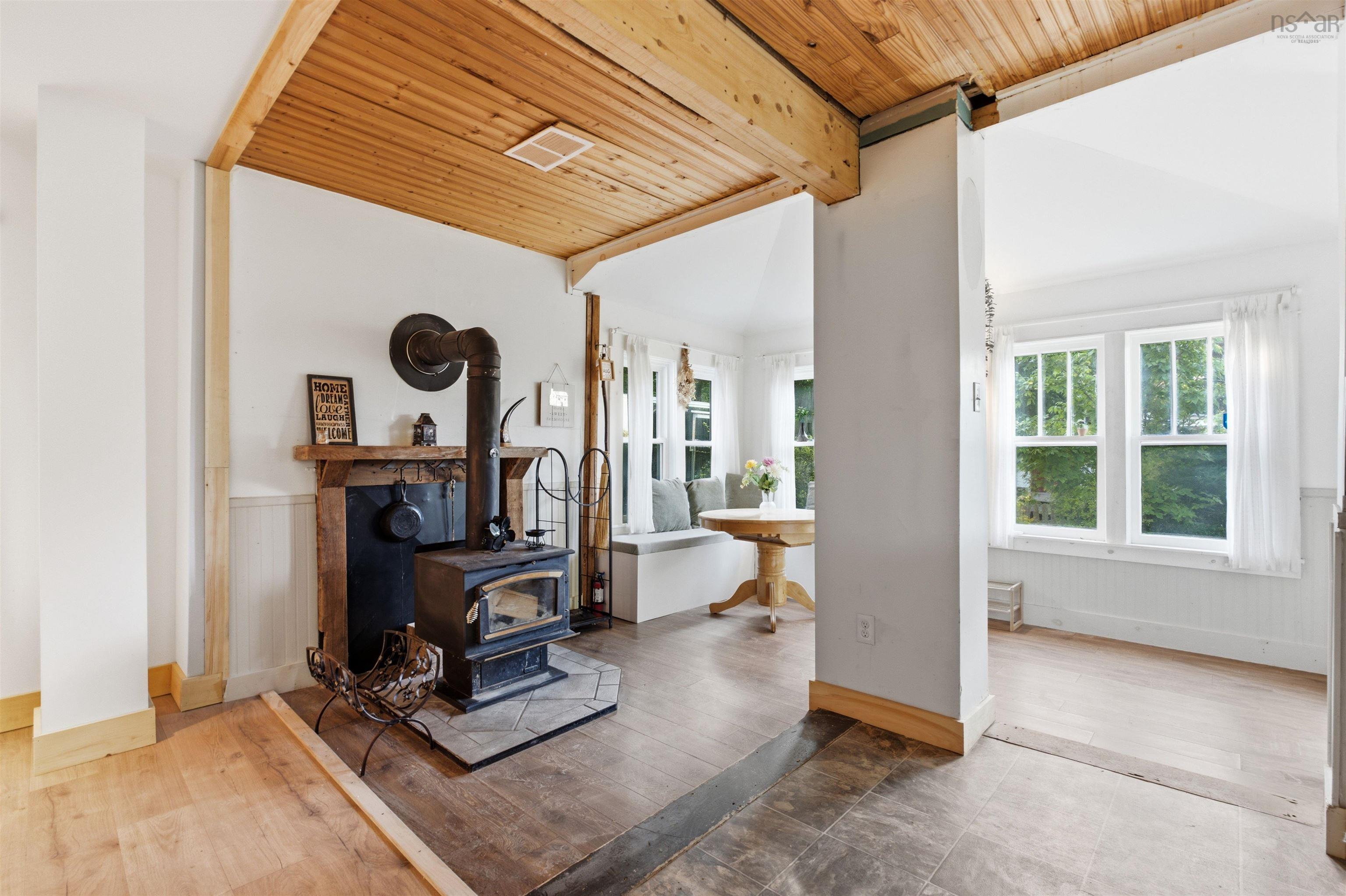 View image 15