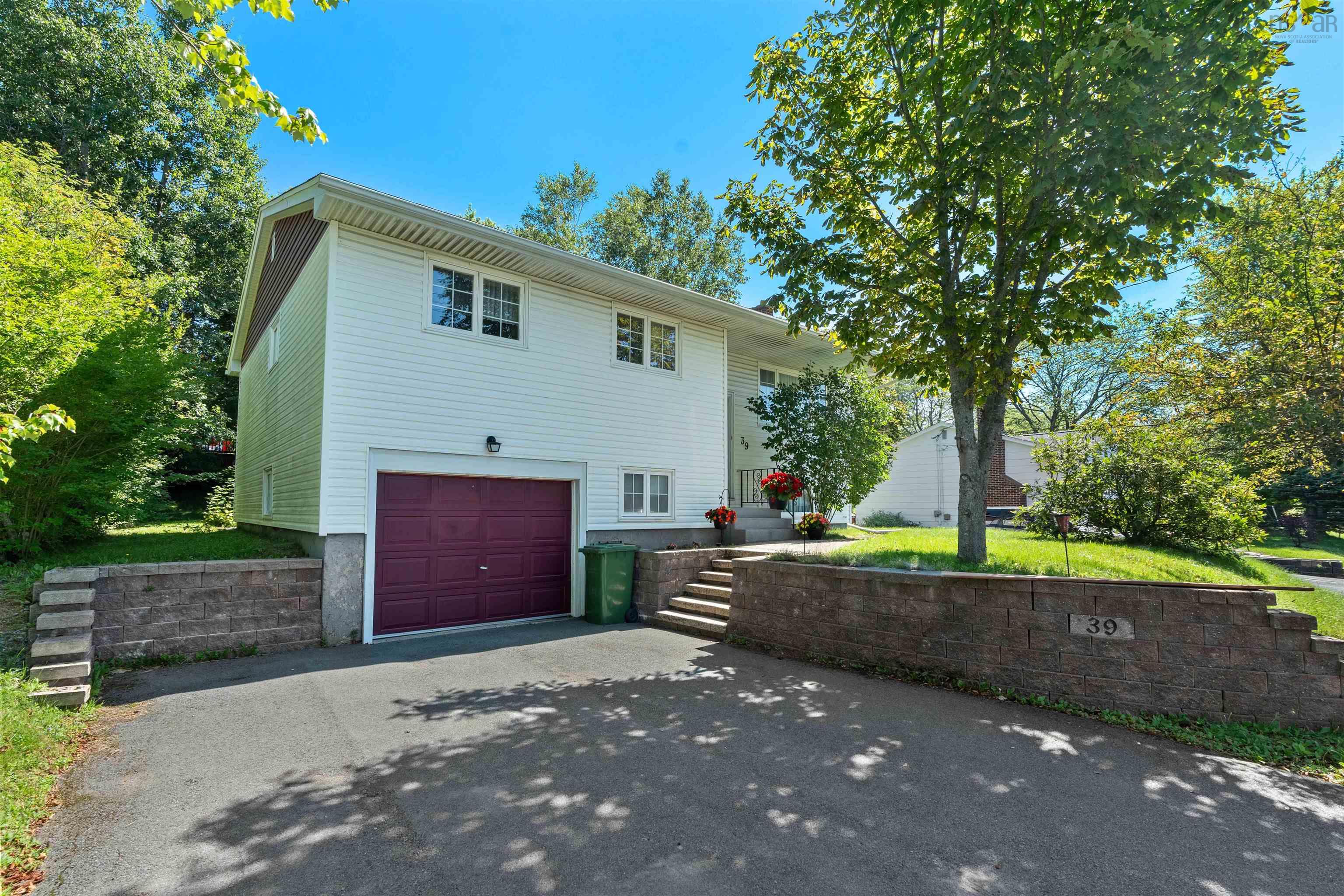 Thumbnail image for 39 Robert Drive MLS<sup>®</sup> 202620325