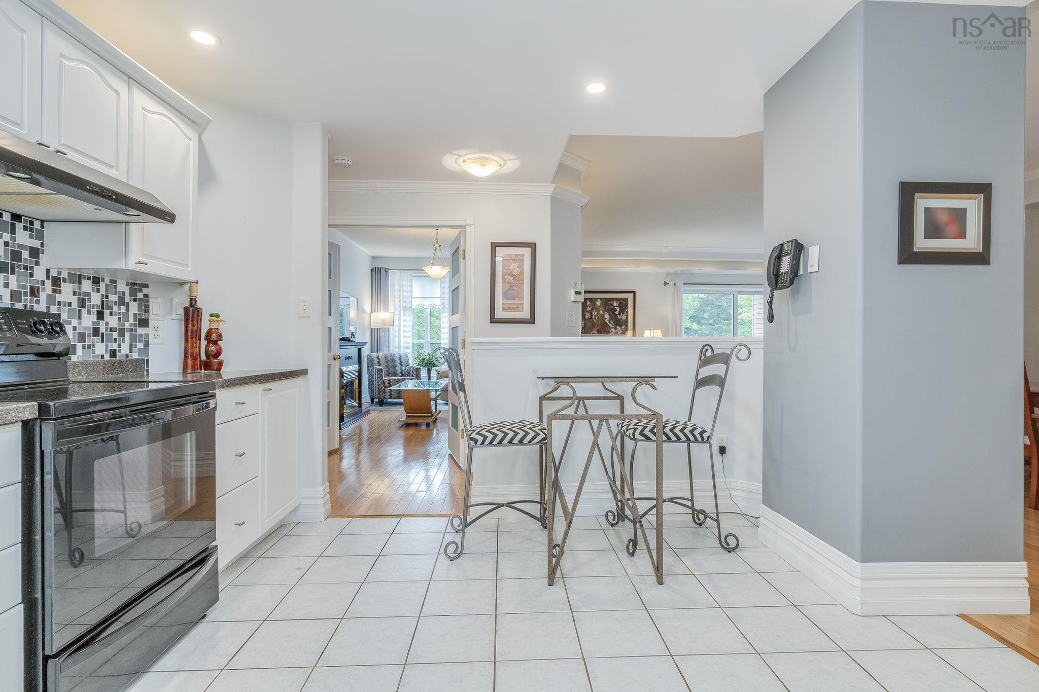 View image 12