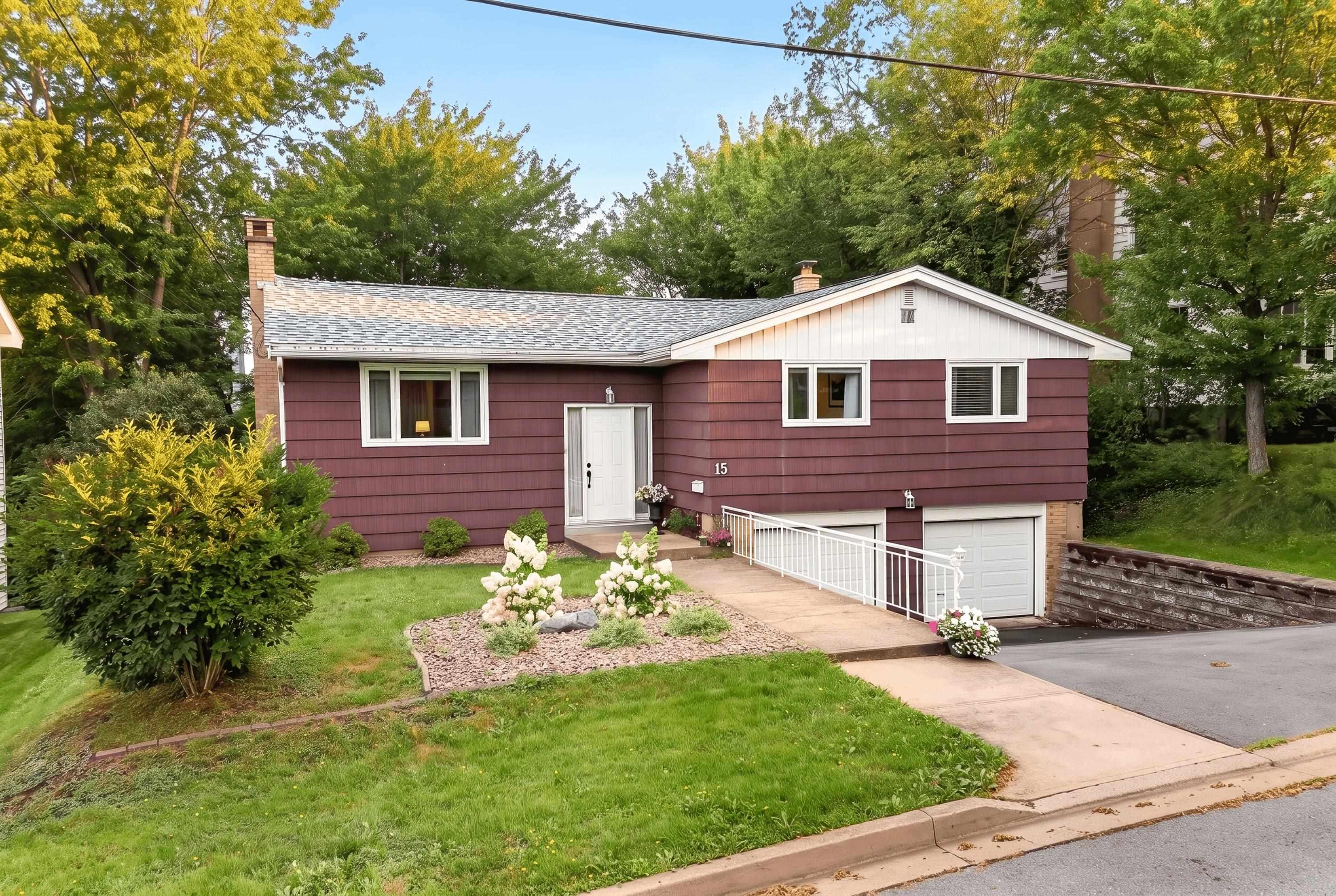 Thumbnail image for 15 Cranston Ave, MLS<sup>®</sup> 202620400