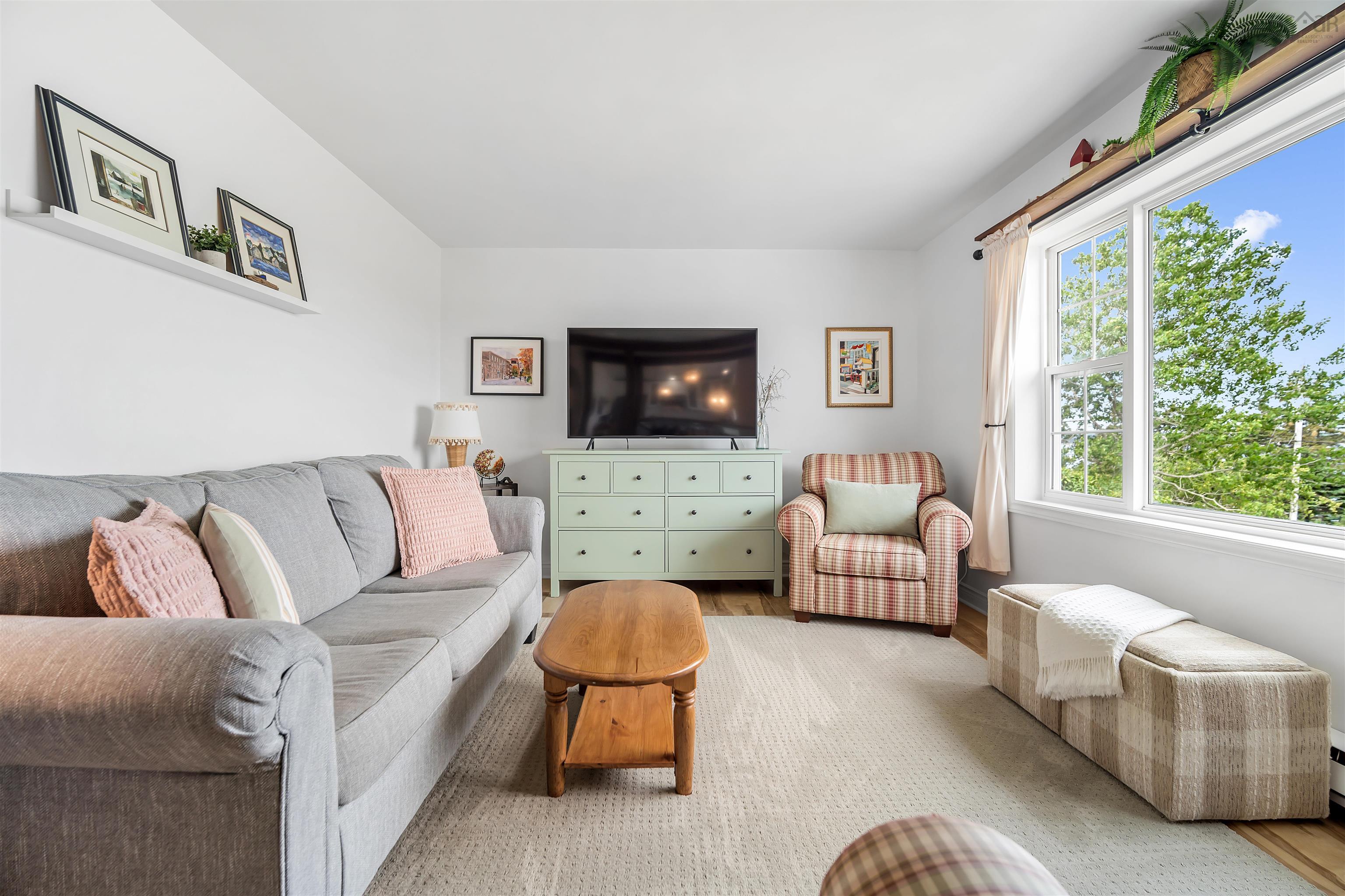 View image 17