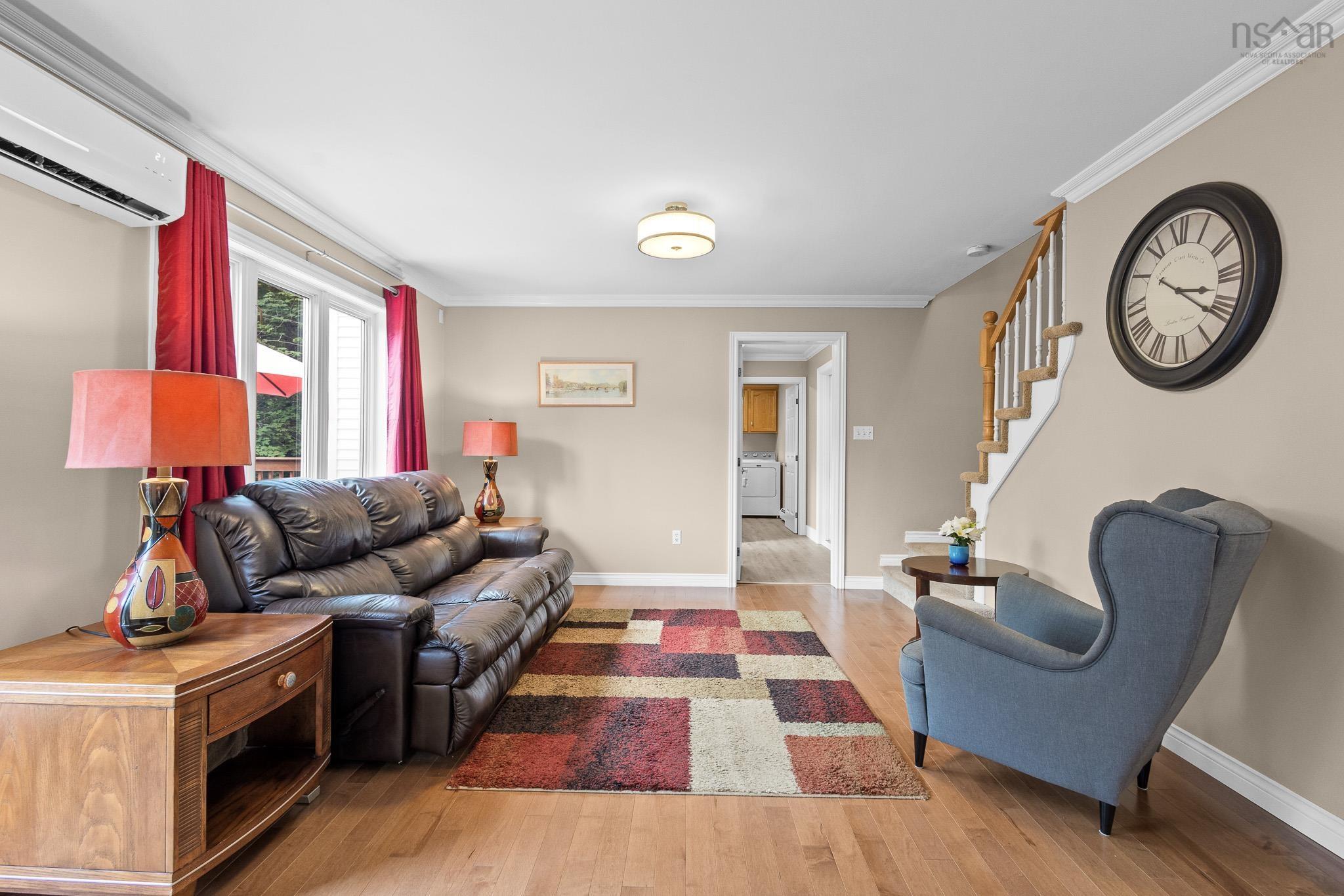 View image 11