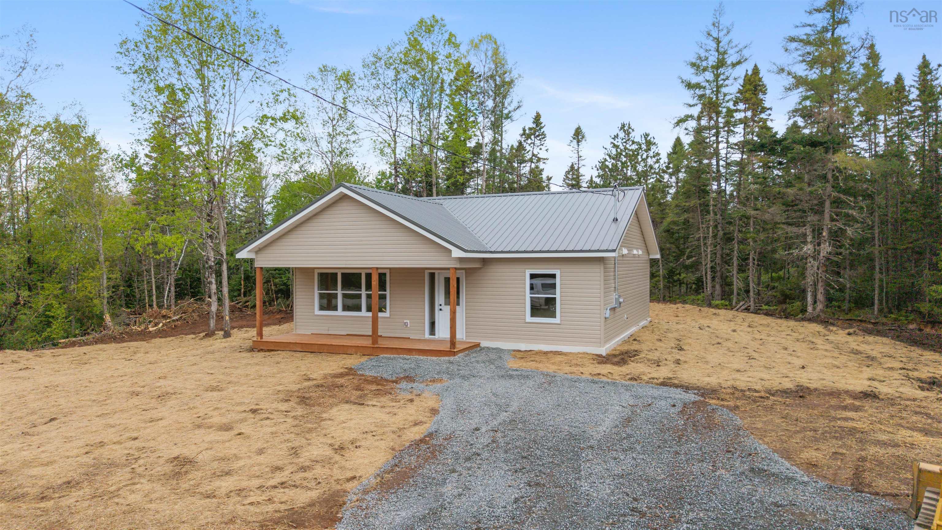 Thumbnail image for 2925 Highway 236 MLS<sup>®</sup> 202620429