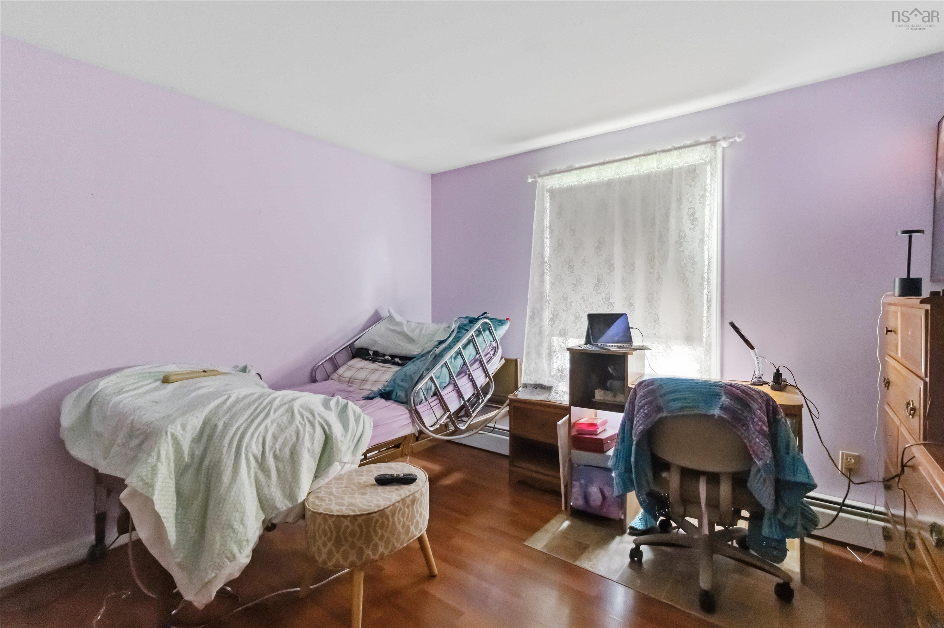 View image 18