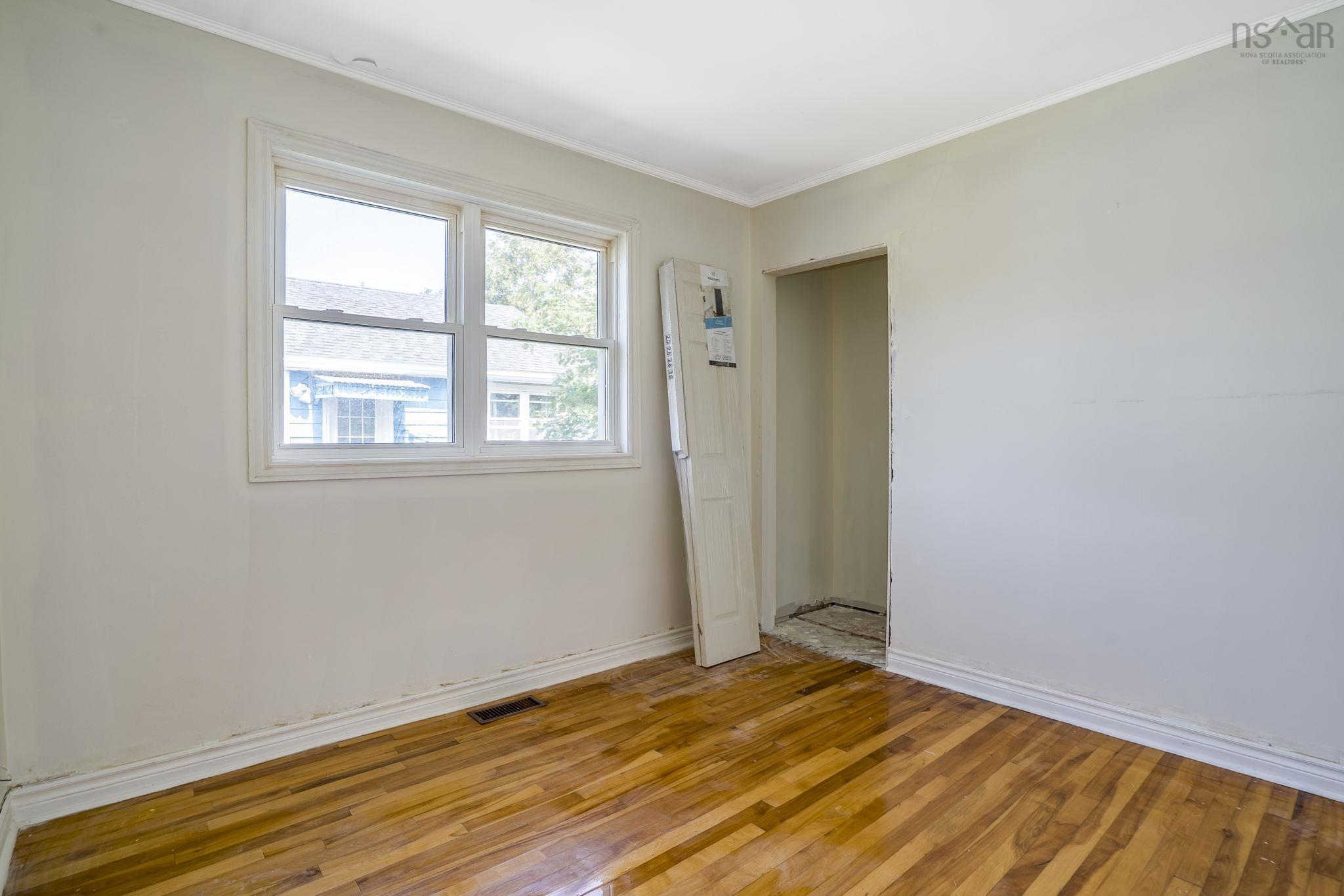 View image 8