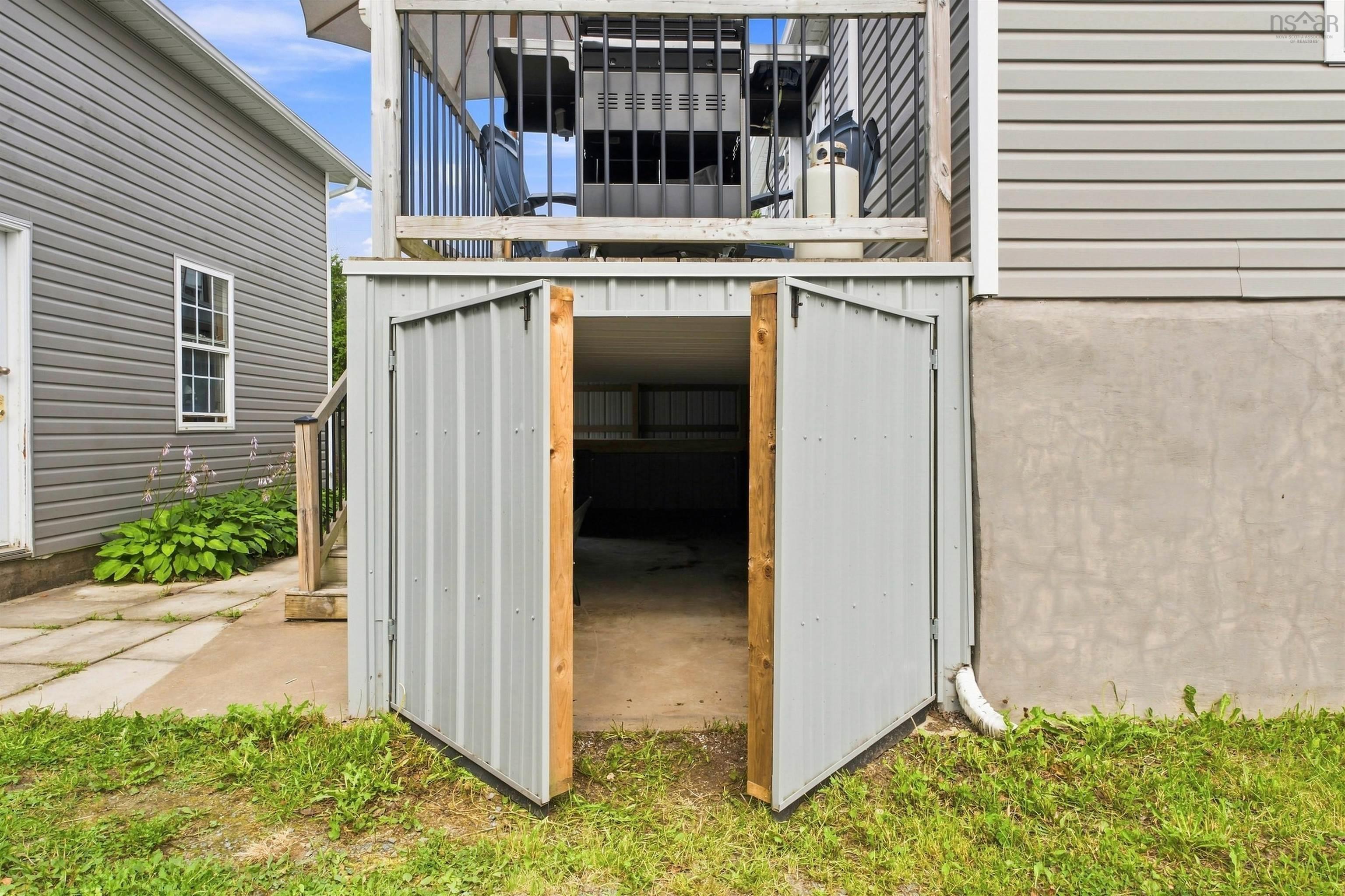 View image 19