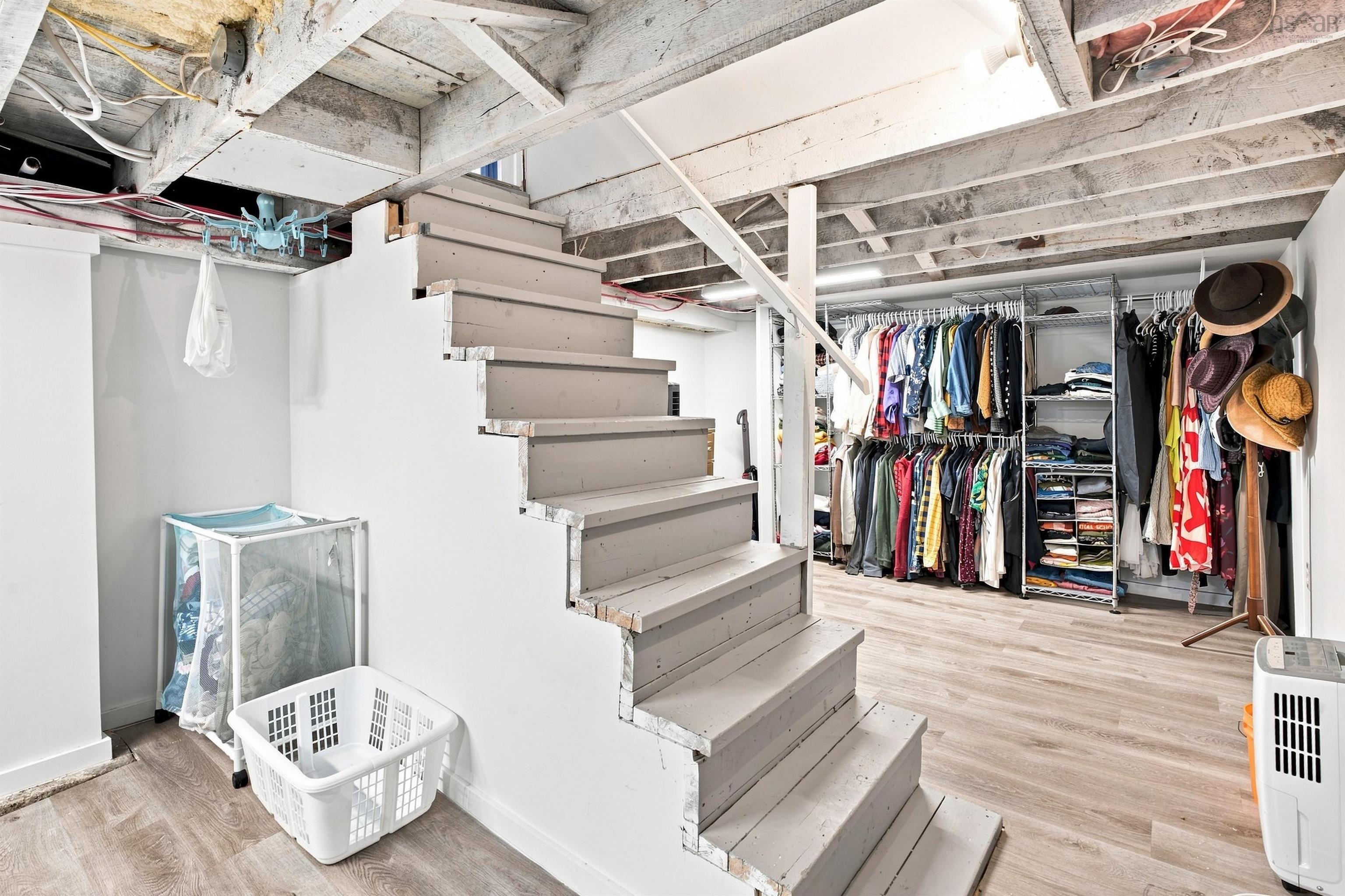 View image 33