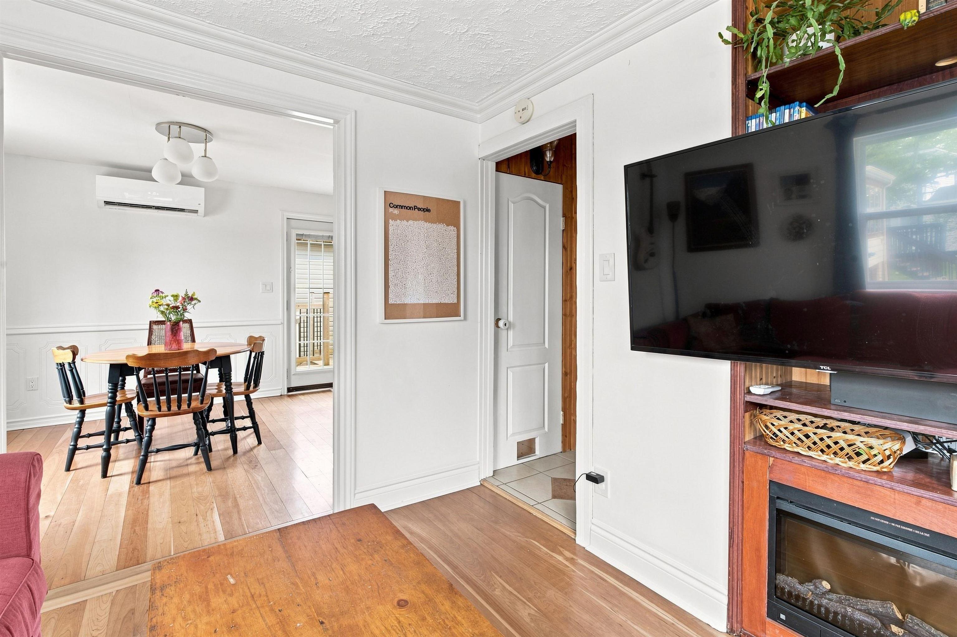 View image 9