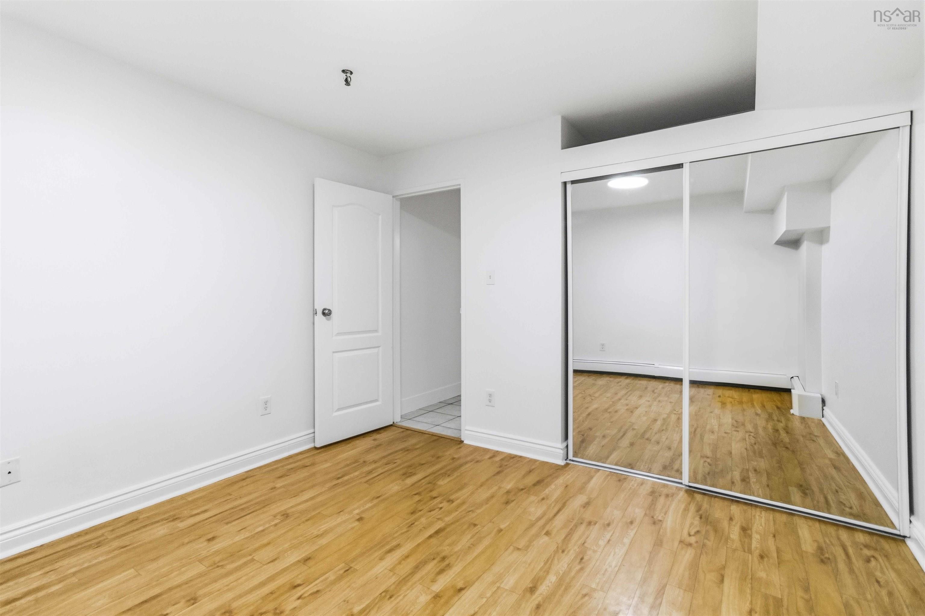 View image 12