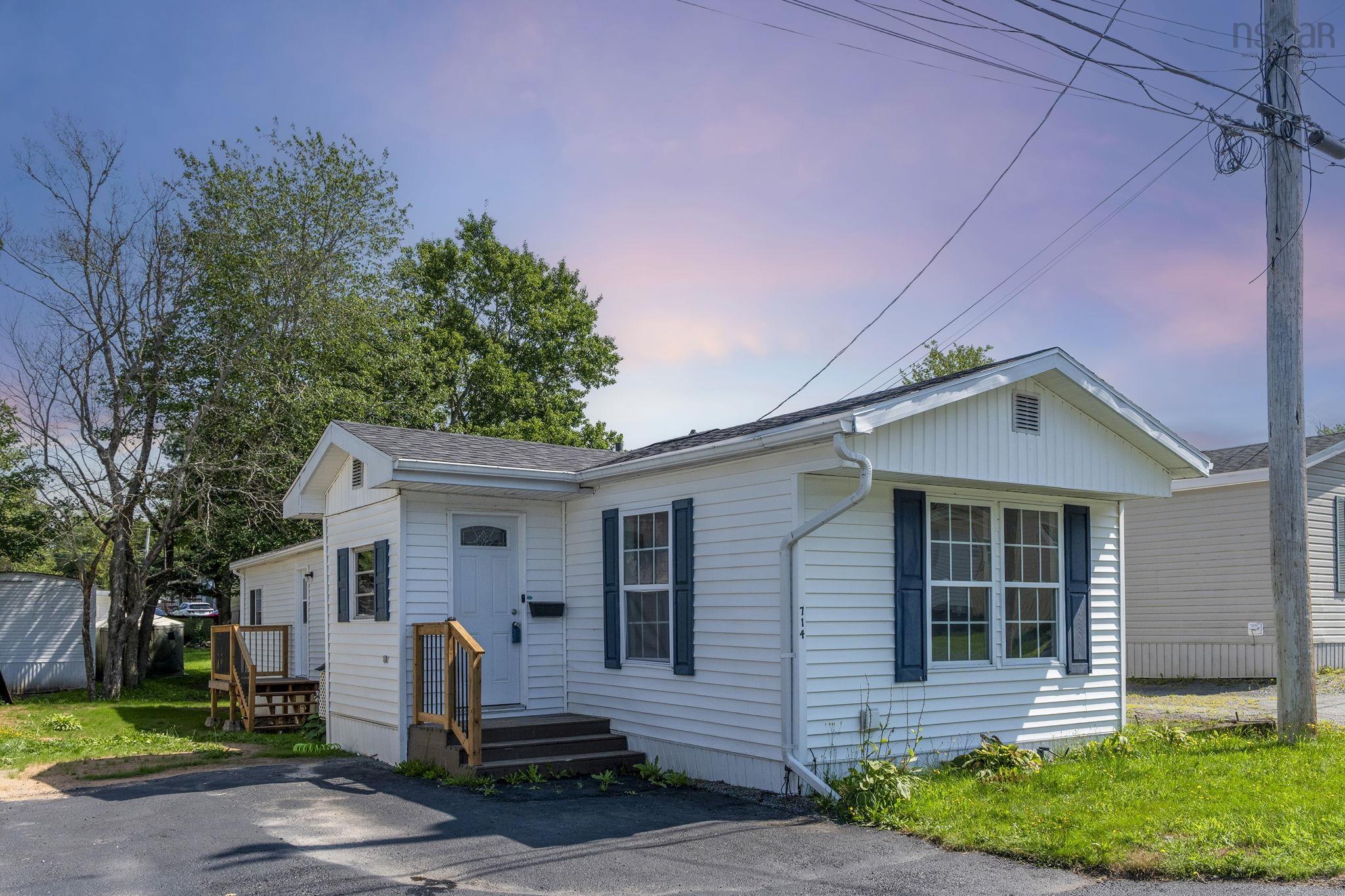 Thumbnail image for 714 Fern Drive MLS<sup>®</sup> 202620509