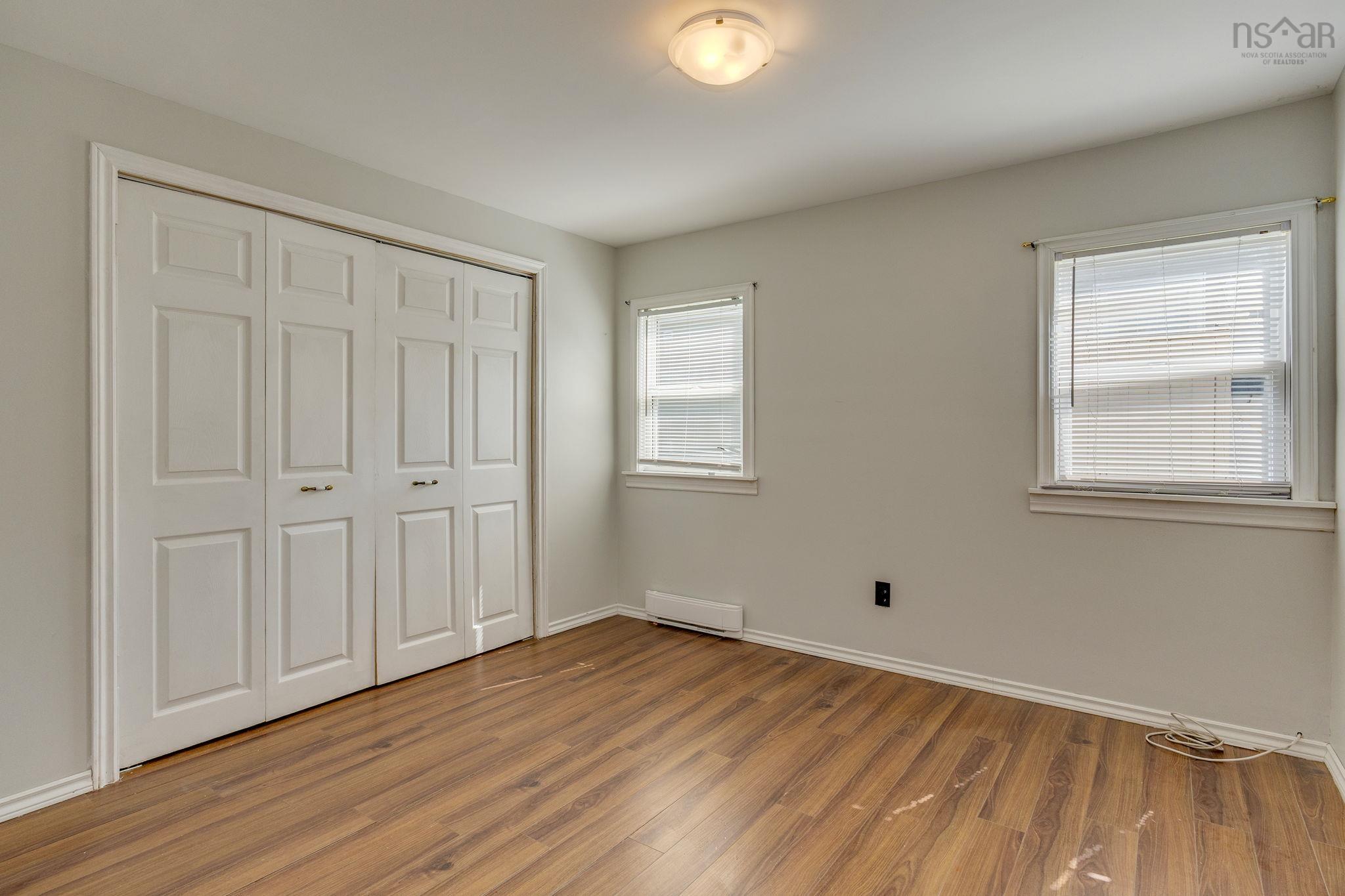 View image 16