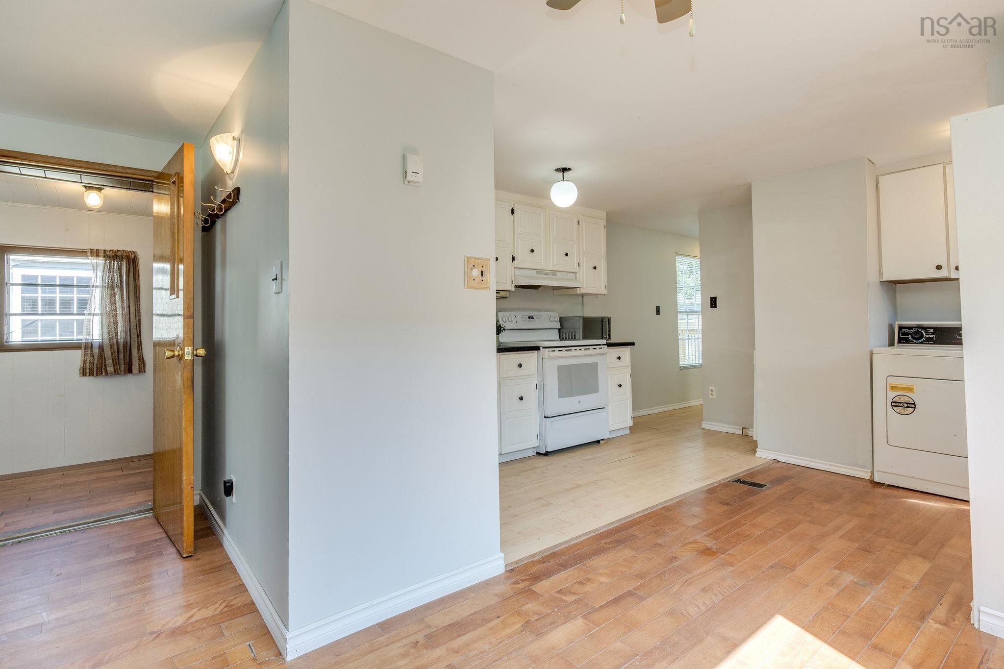 View image 9