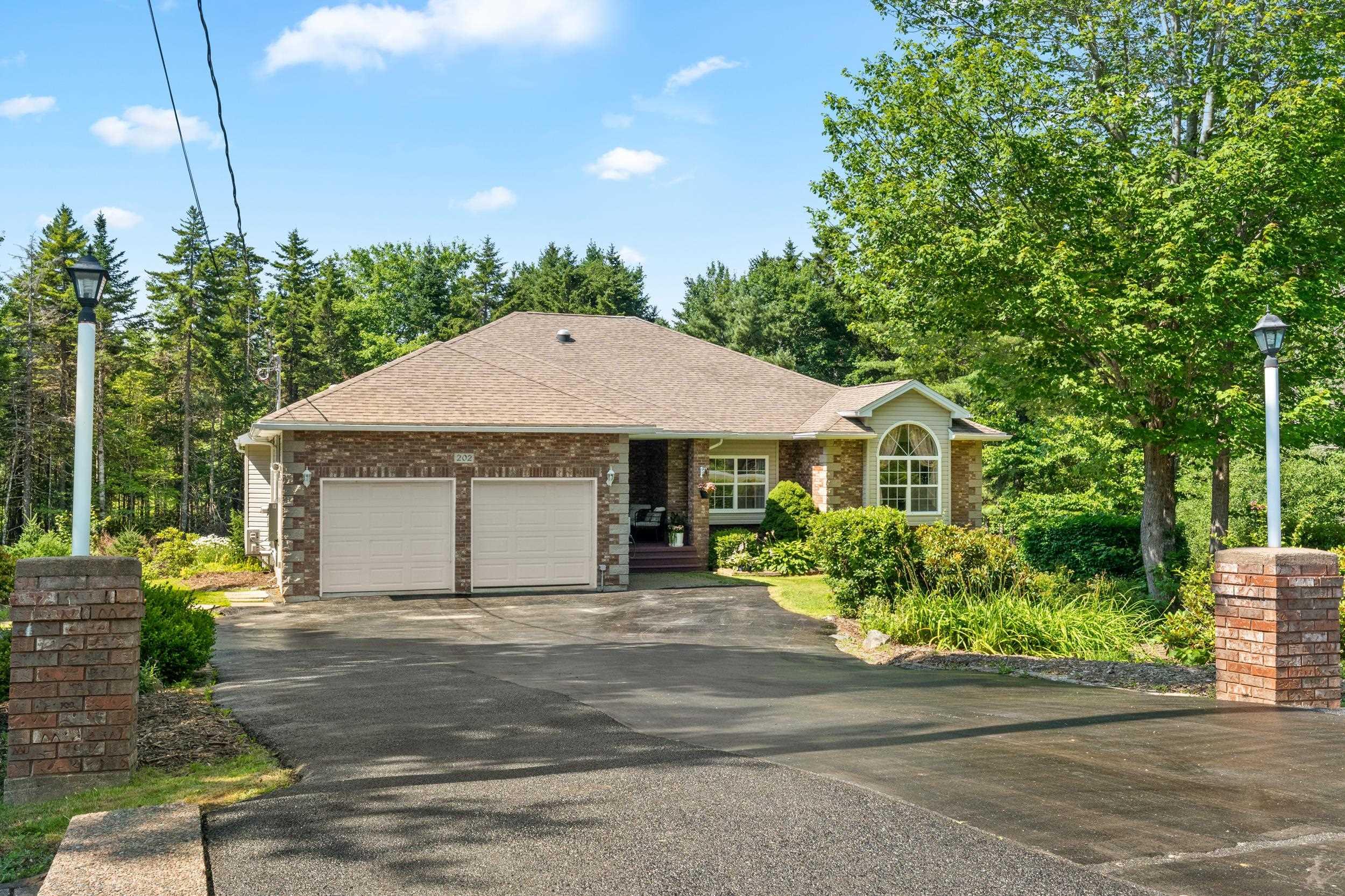 Thumbnail image for 202 Glen Arbour Way MLS<sup>®</sup> 202620535
