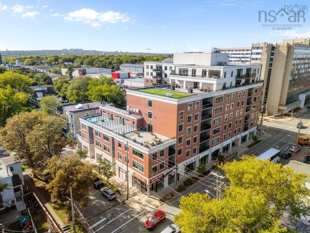 Thumbnail image for 302 1990 Vernon Street MLS<sup>®</sup> 202620538