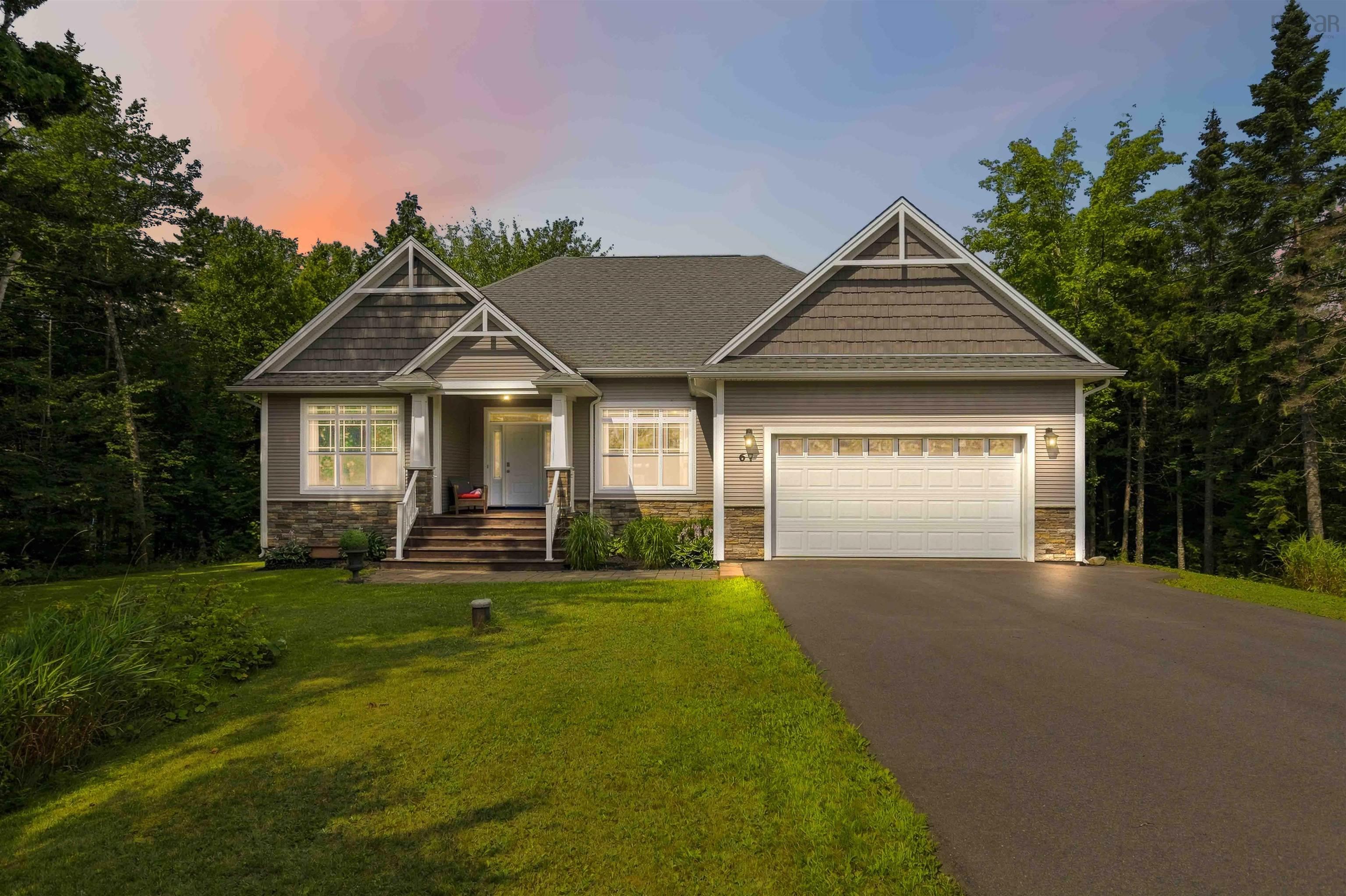 Thumbnail image for 67 Glencairn Avenue MLS<sup>®</sup> 202620573