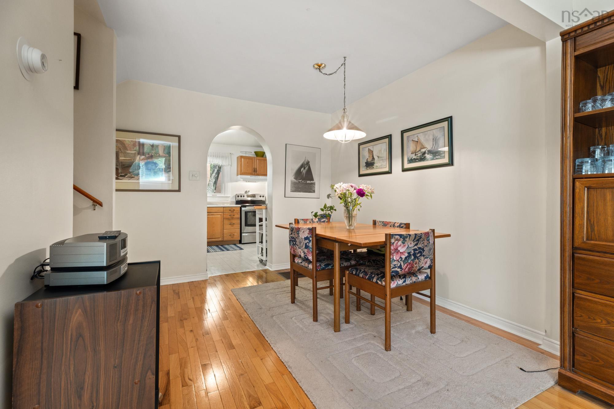 View image 18