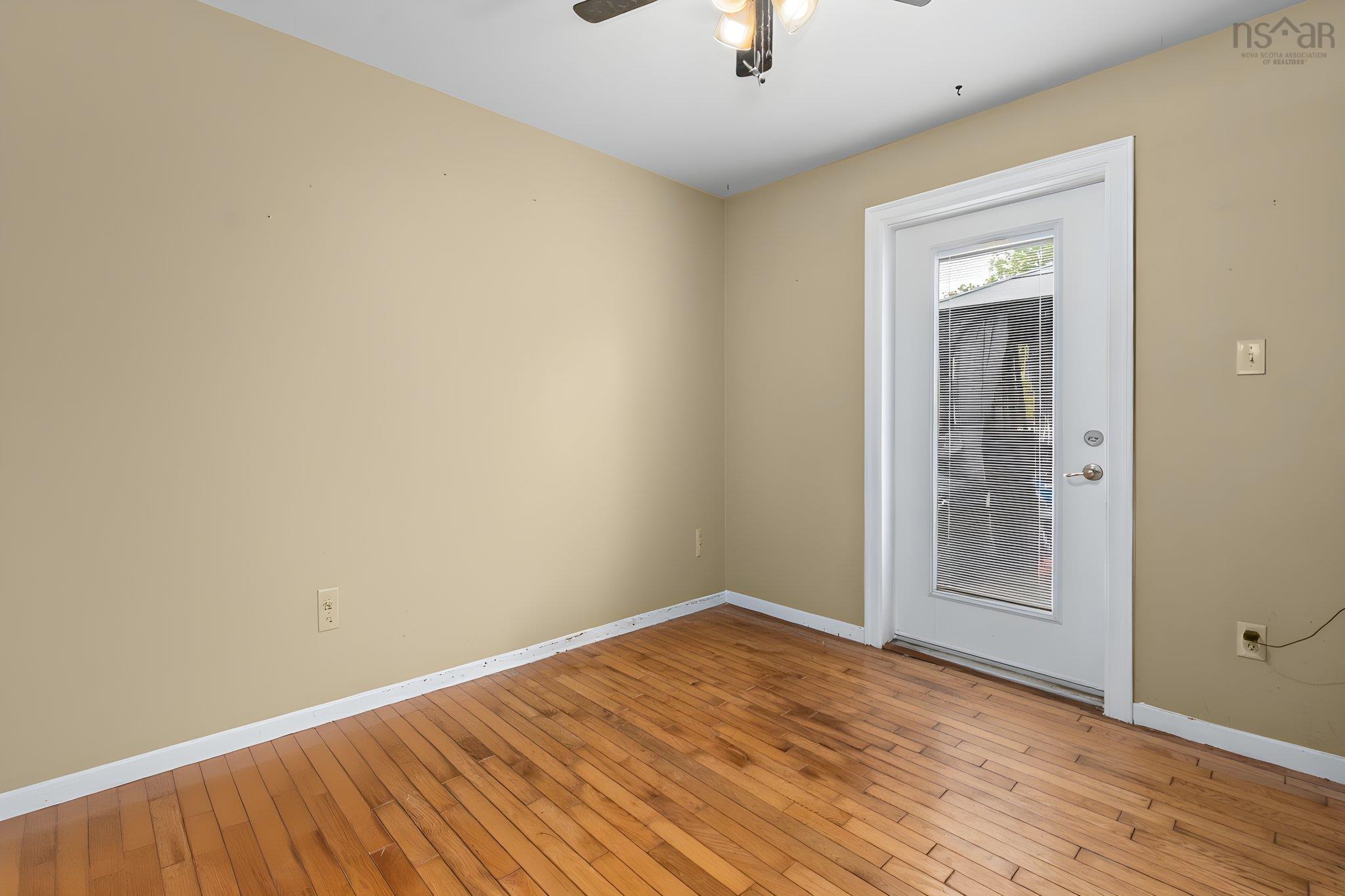 View image 9