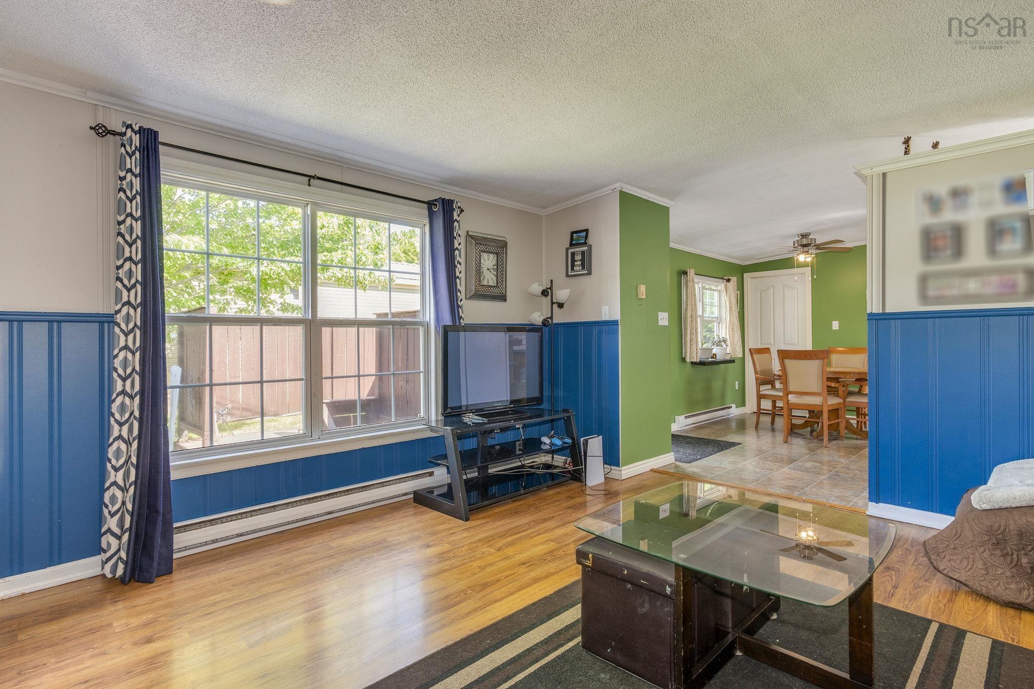 View image 17