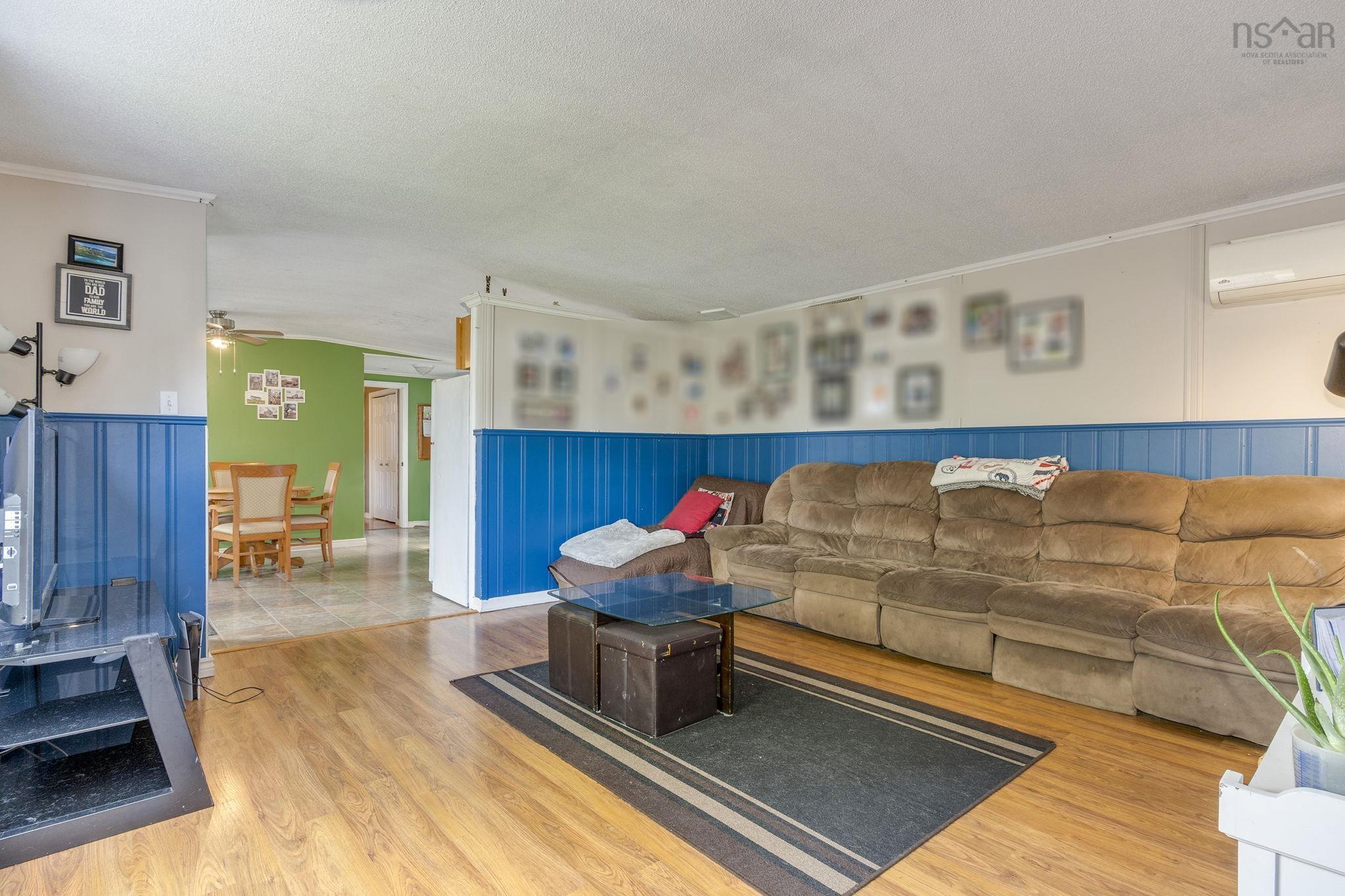 View image 18
