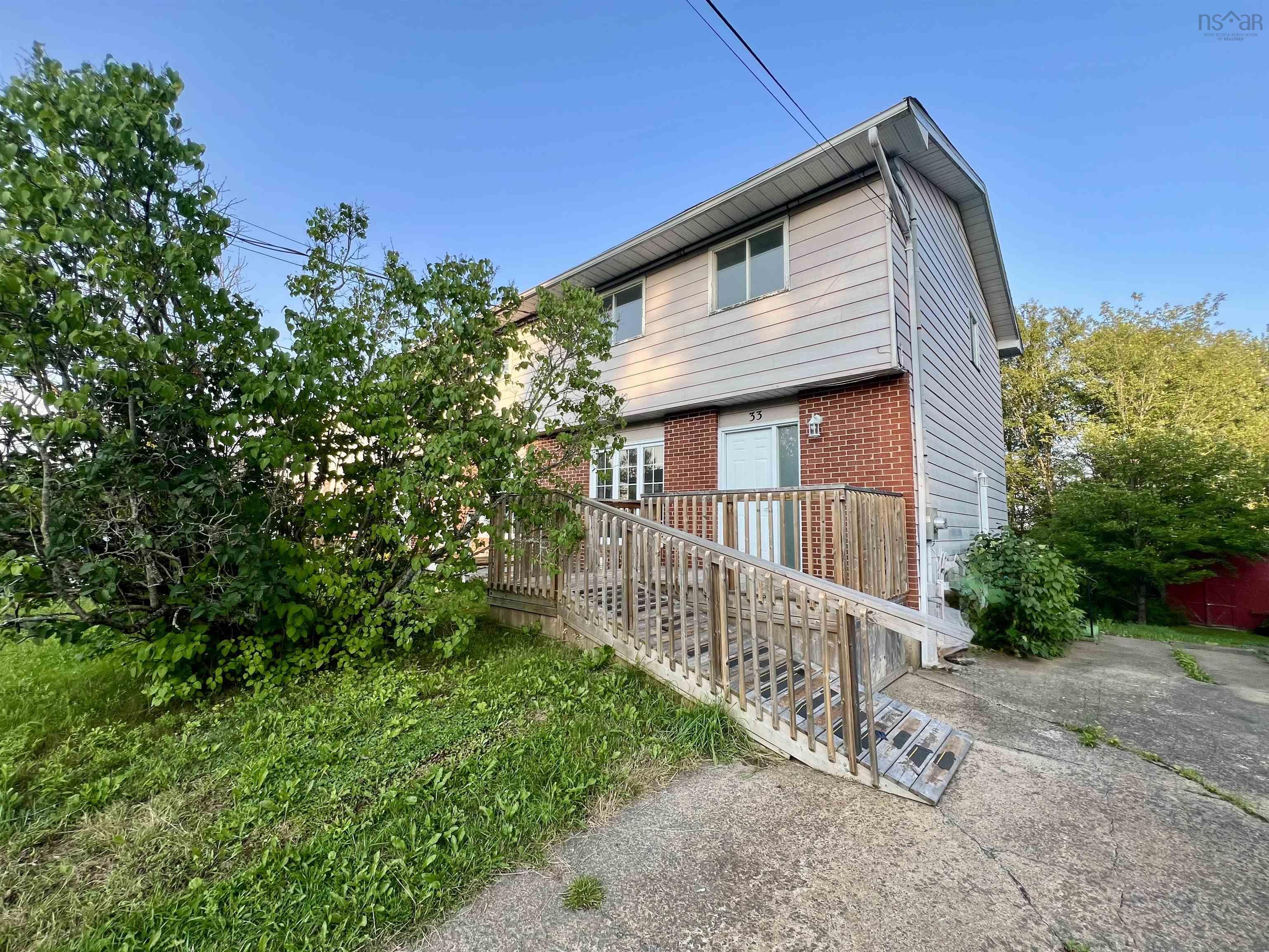 Thumbnail image for 33 Denneb Crescent MLS<sup>®</sup> 202620720