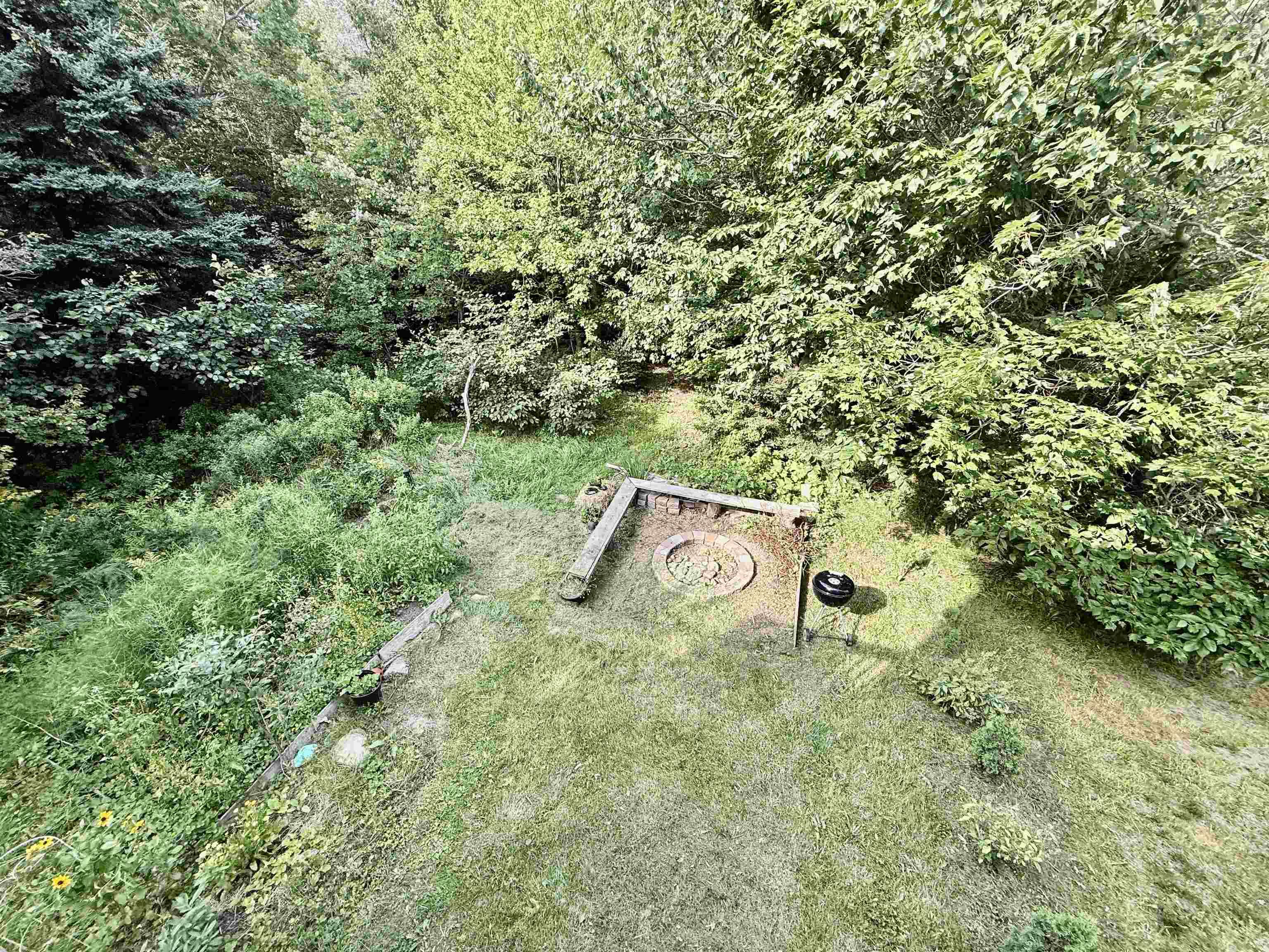 View image 12