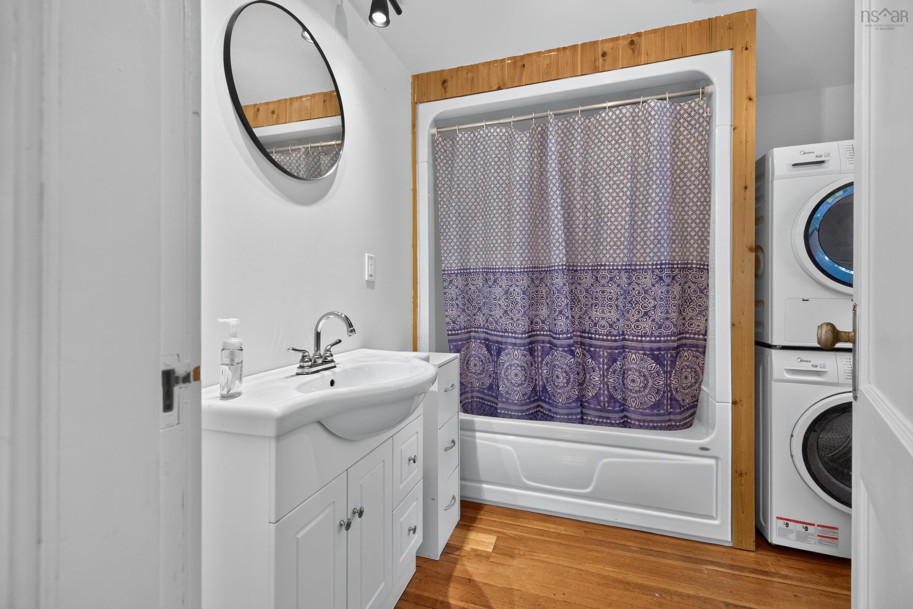View image 12