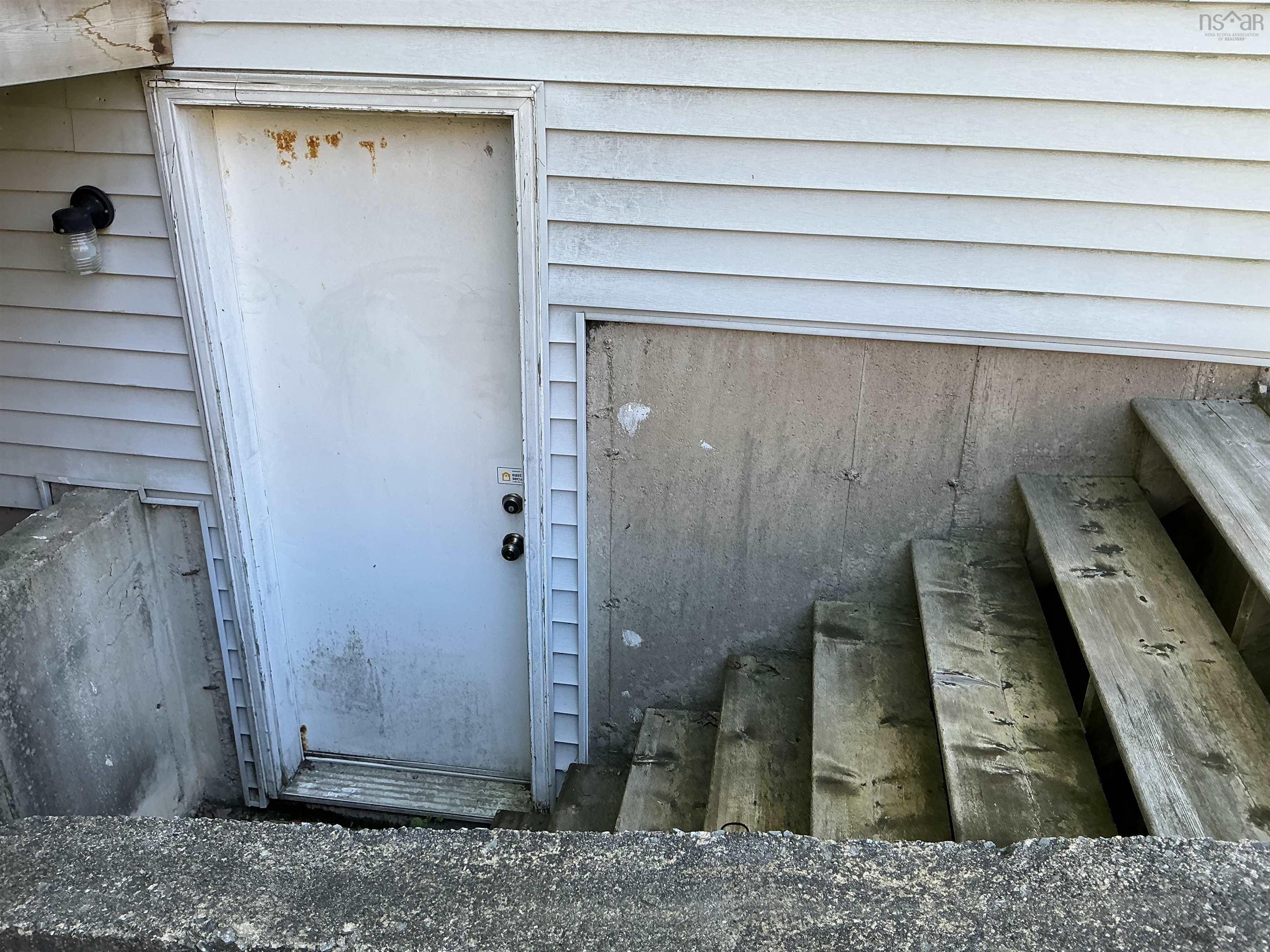 View image 17