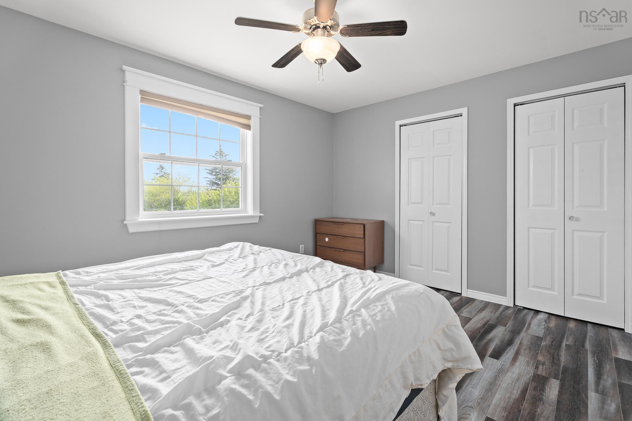 View image 18