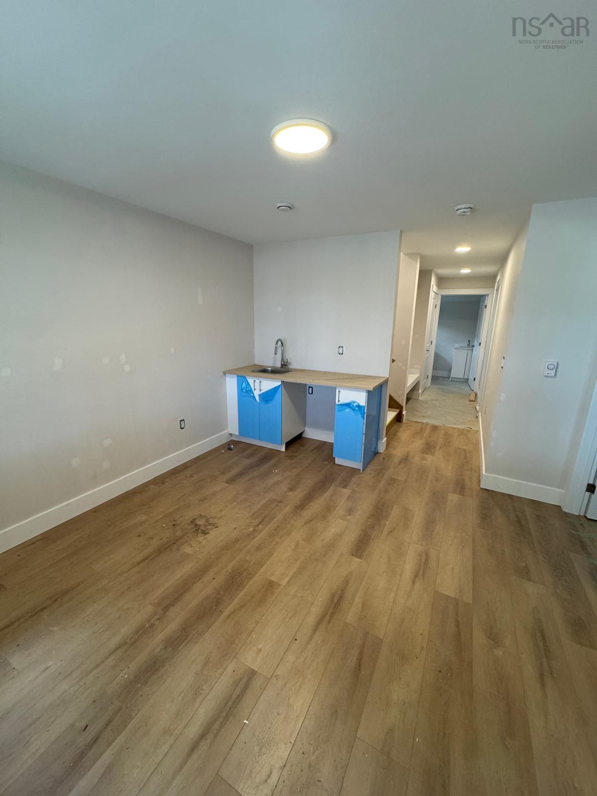 View image 12