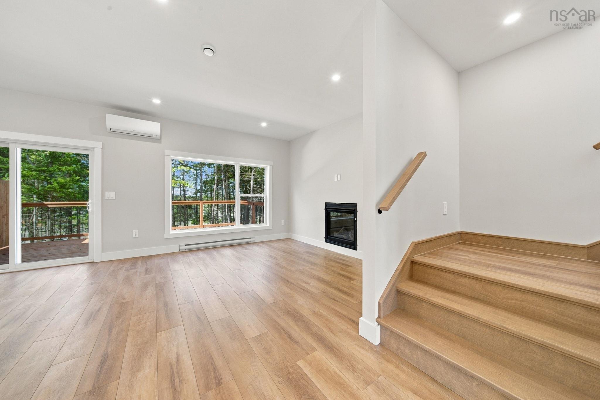 View image 18
