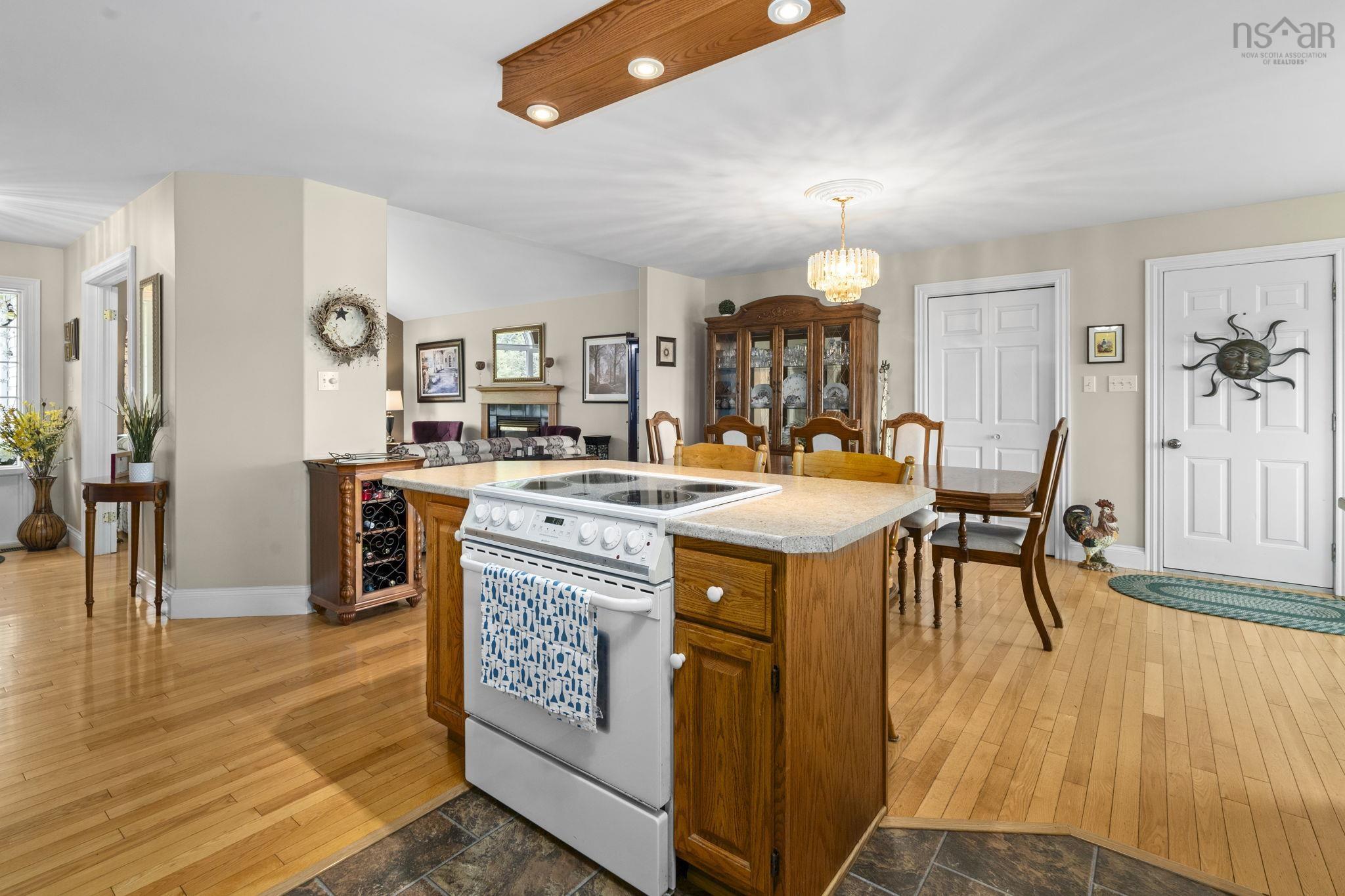View image 11