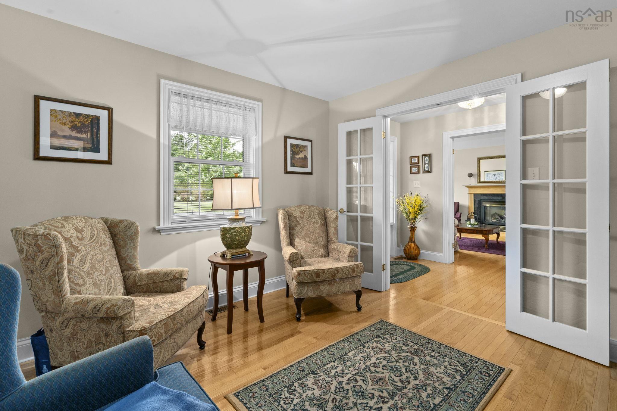 View image 19