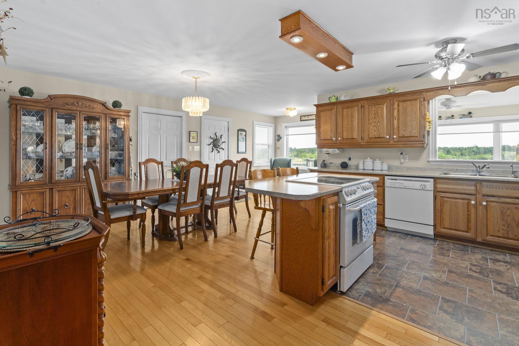 View image 8
