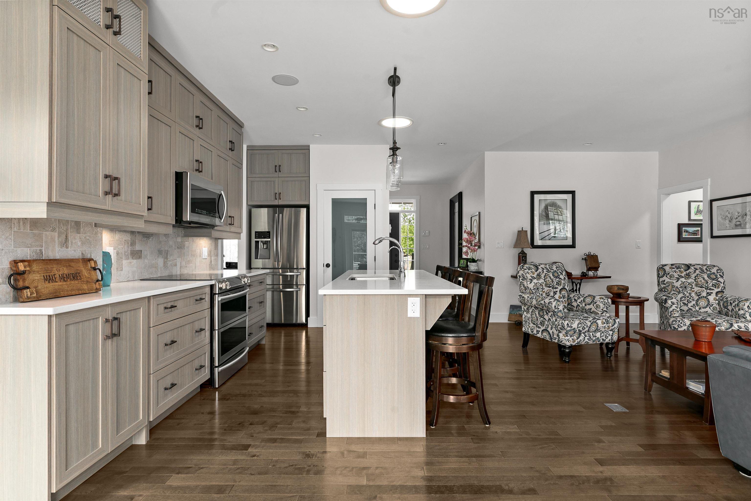 View image 12