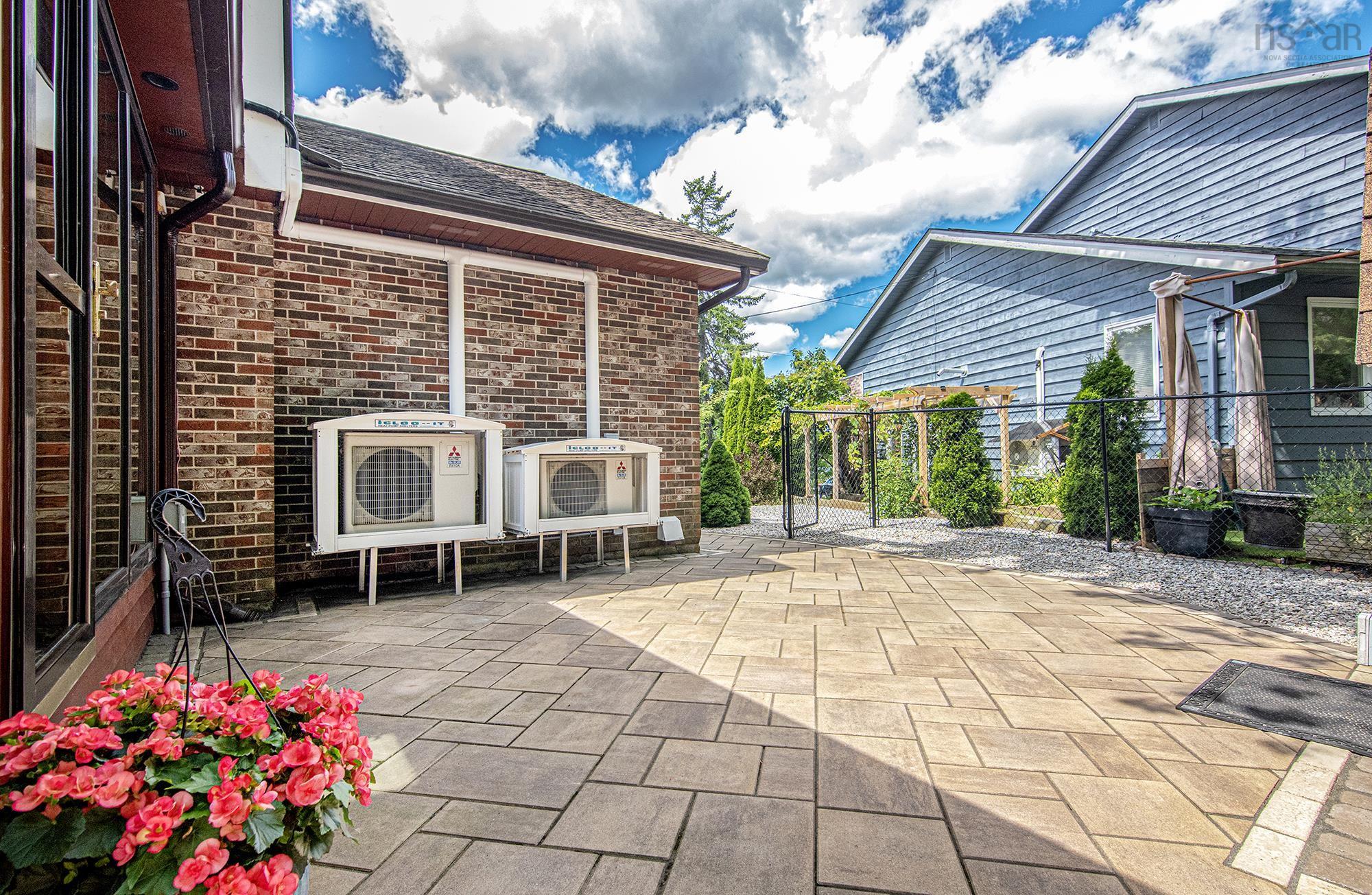 View image 17