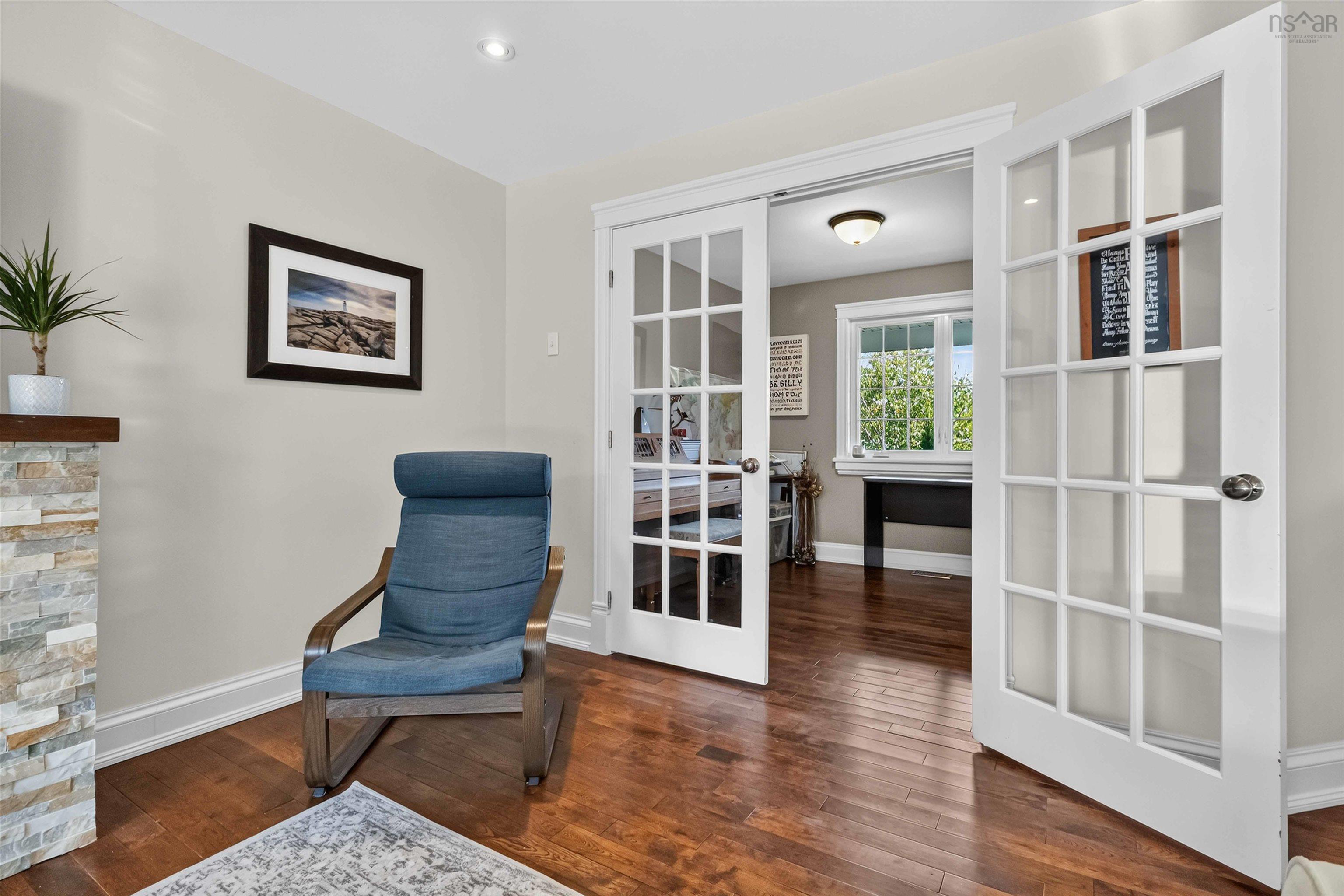 View image 9