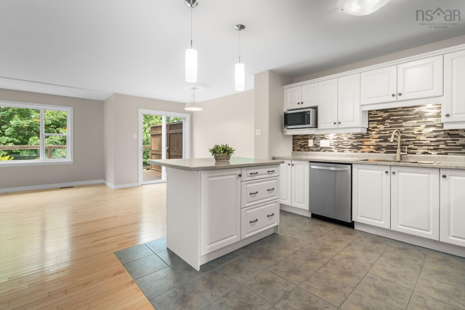 View image 10