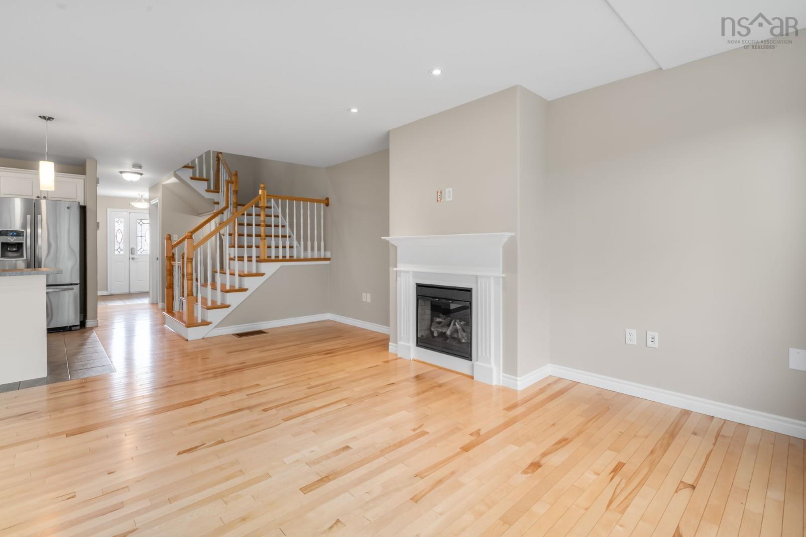 View image 16