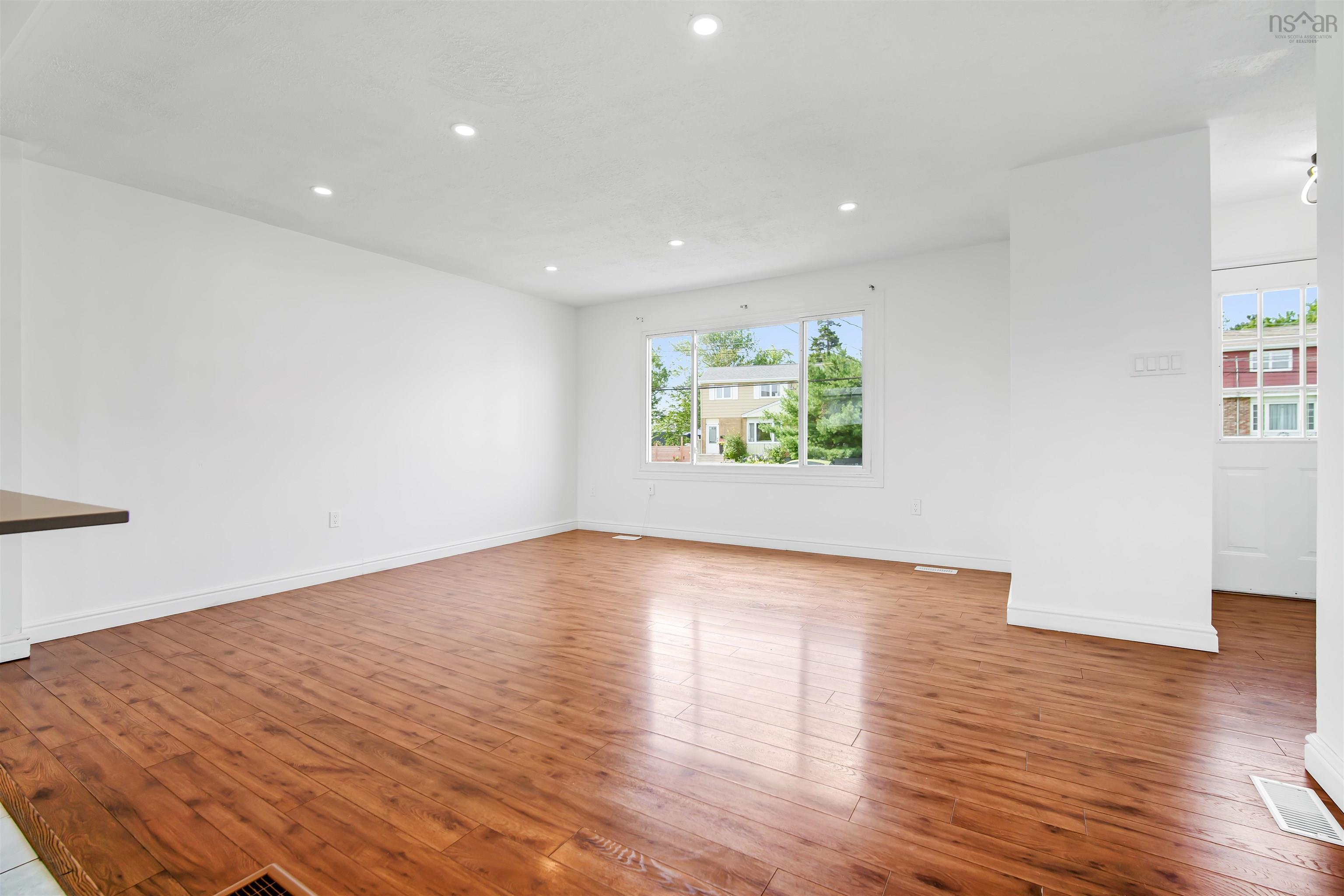 View image 12