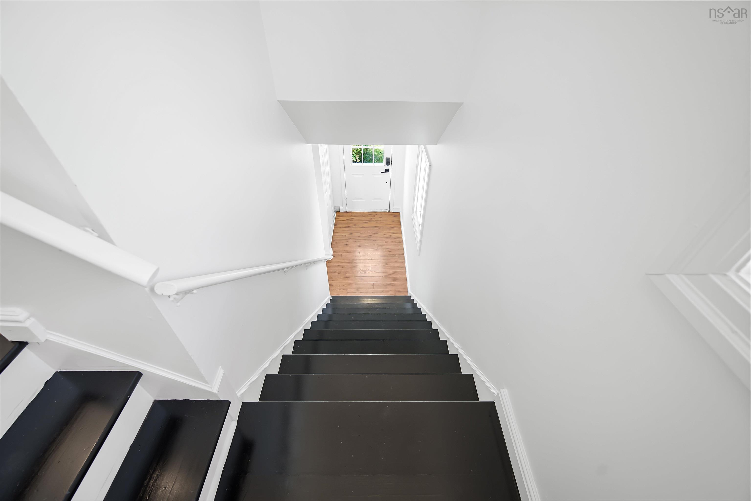 View image 16