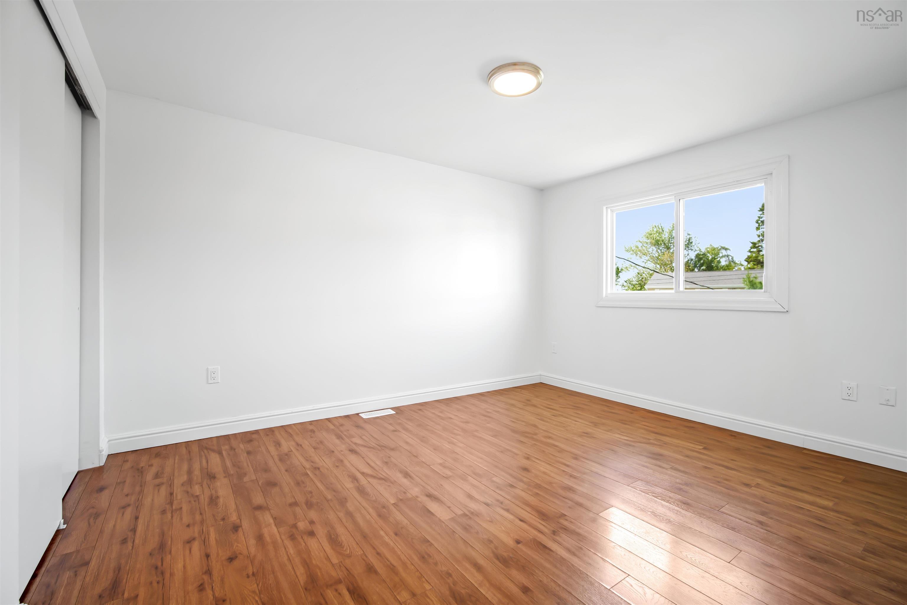 View image 18