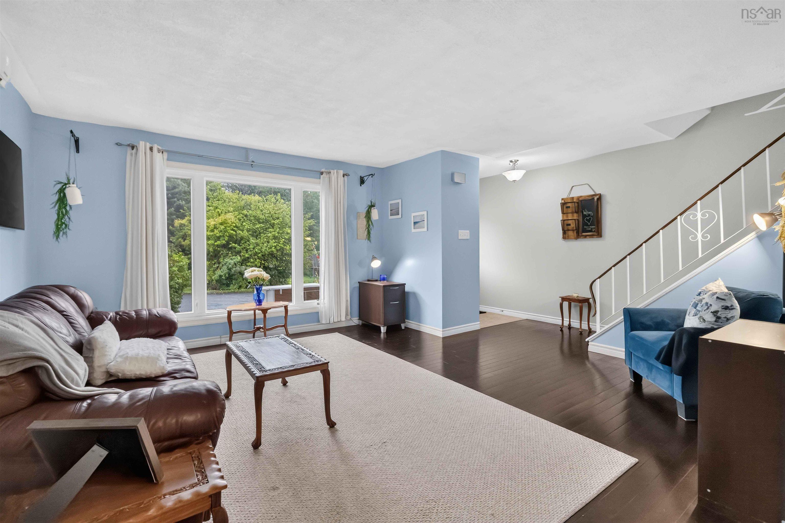 View image 12