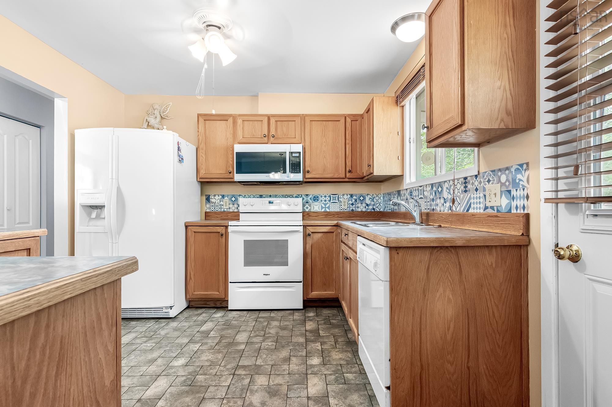 View image 18