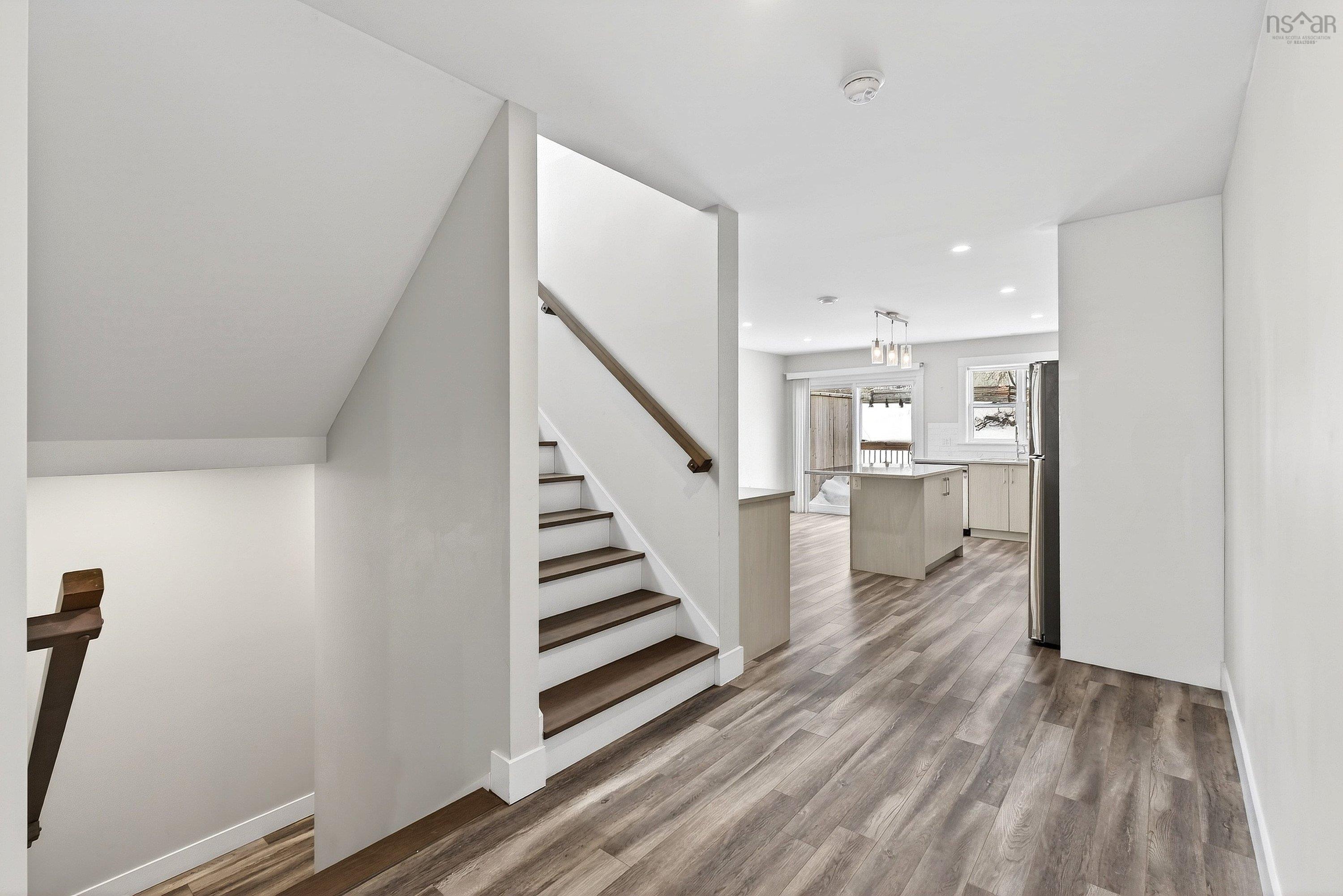 View image 12